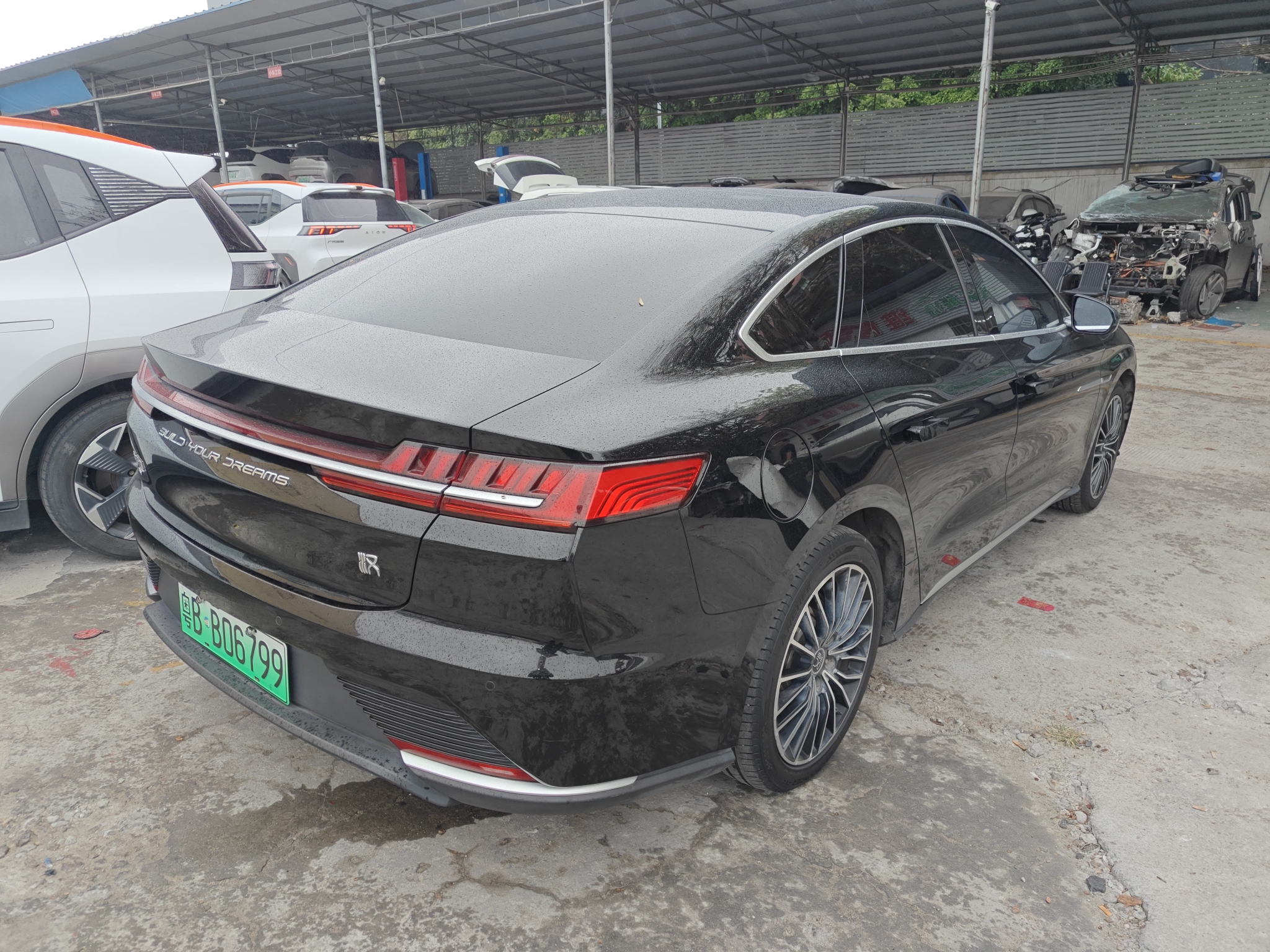 BYD Han 2023 #6 BYD Han 2023 car image #6