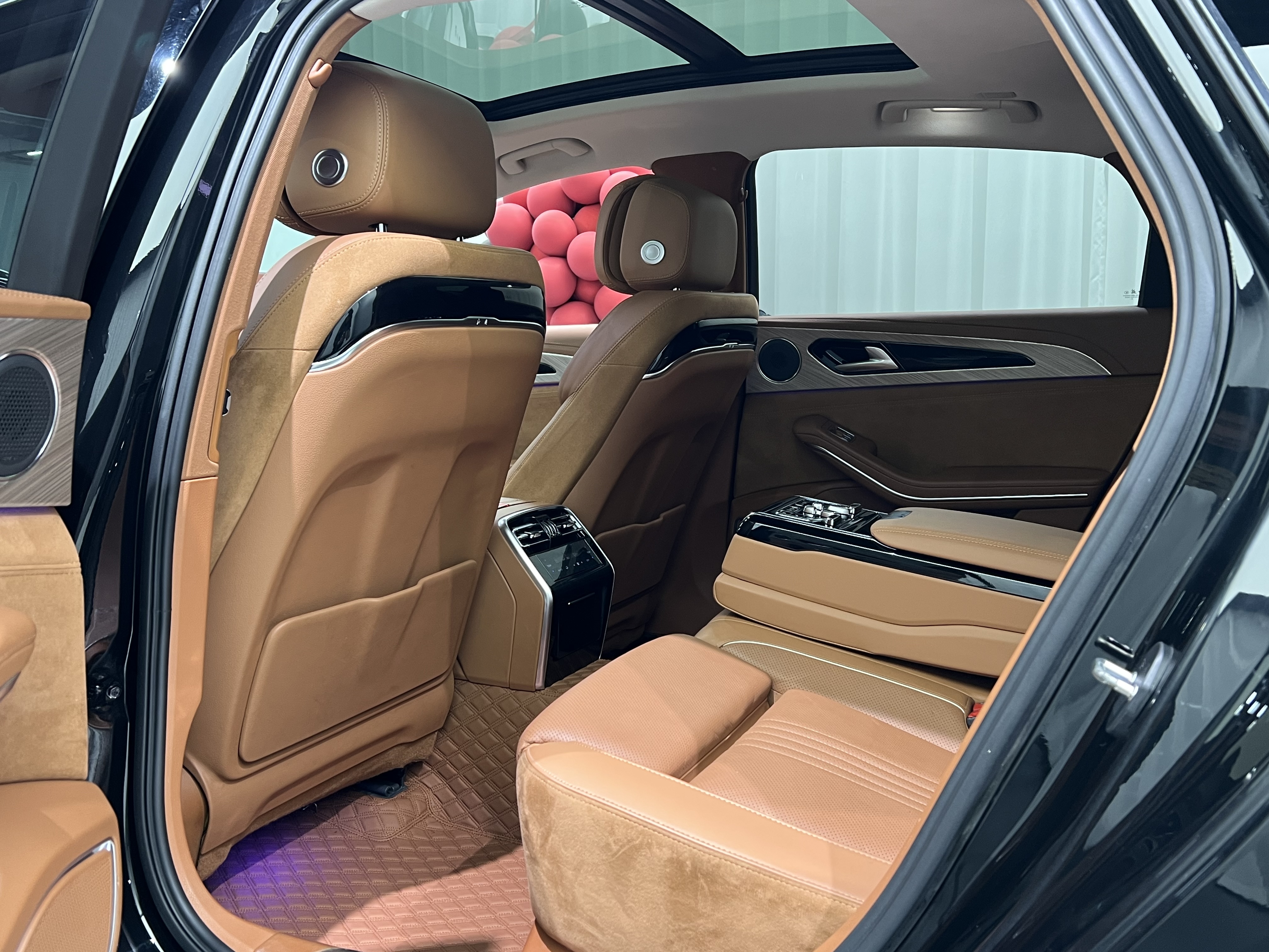 HongQi H9 2021 car image #6