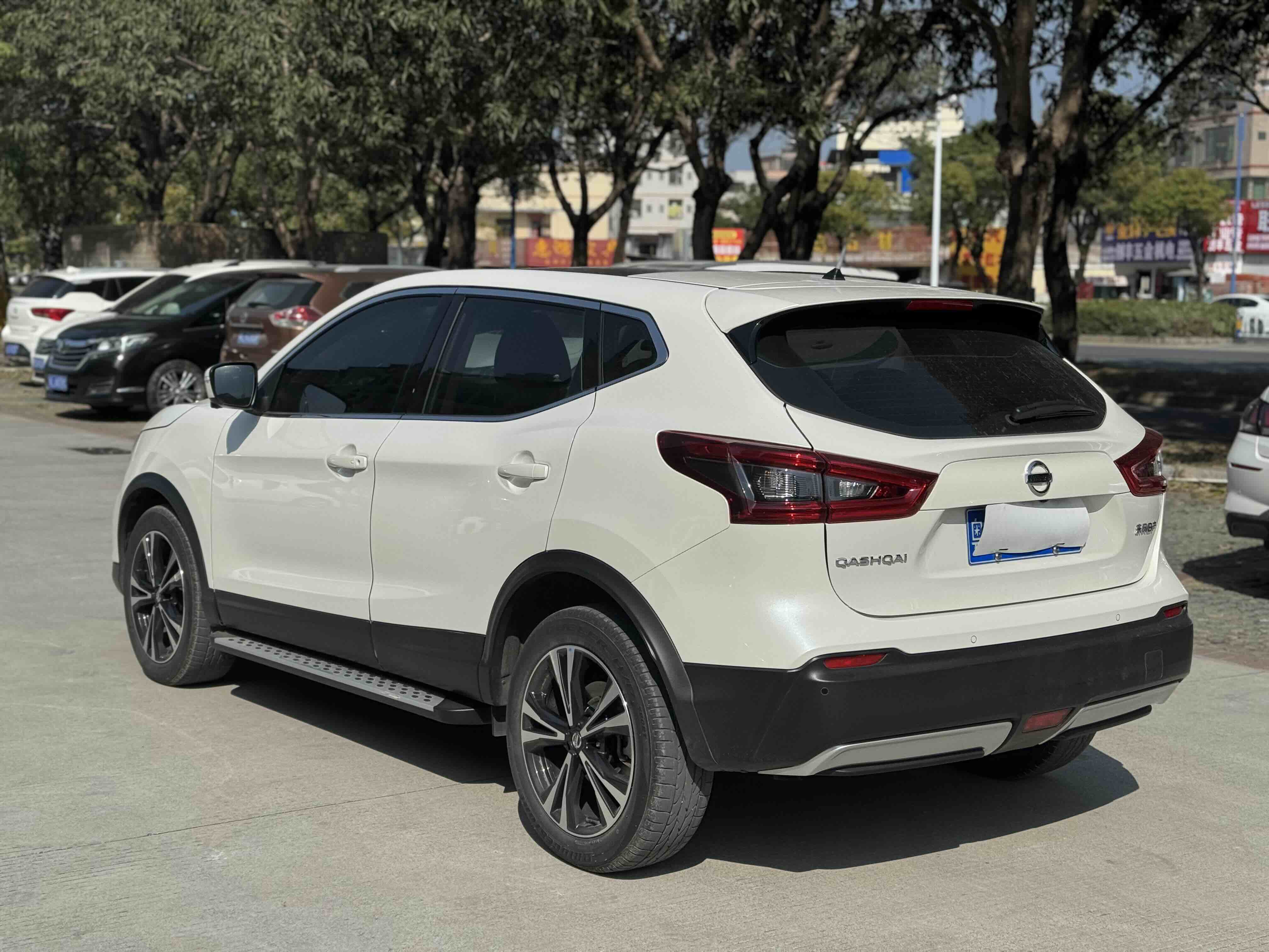 Nissan Qashqai 2021 car image #6