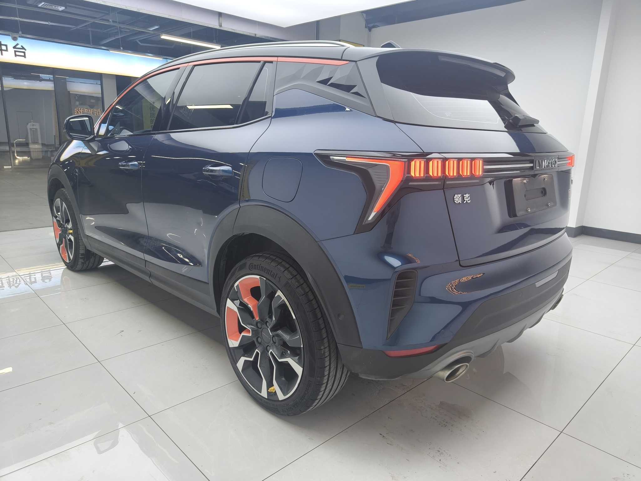Lynk & Co 06 2021 car image #6