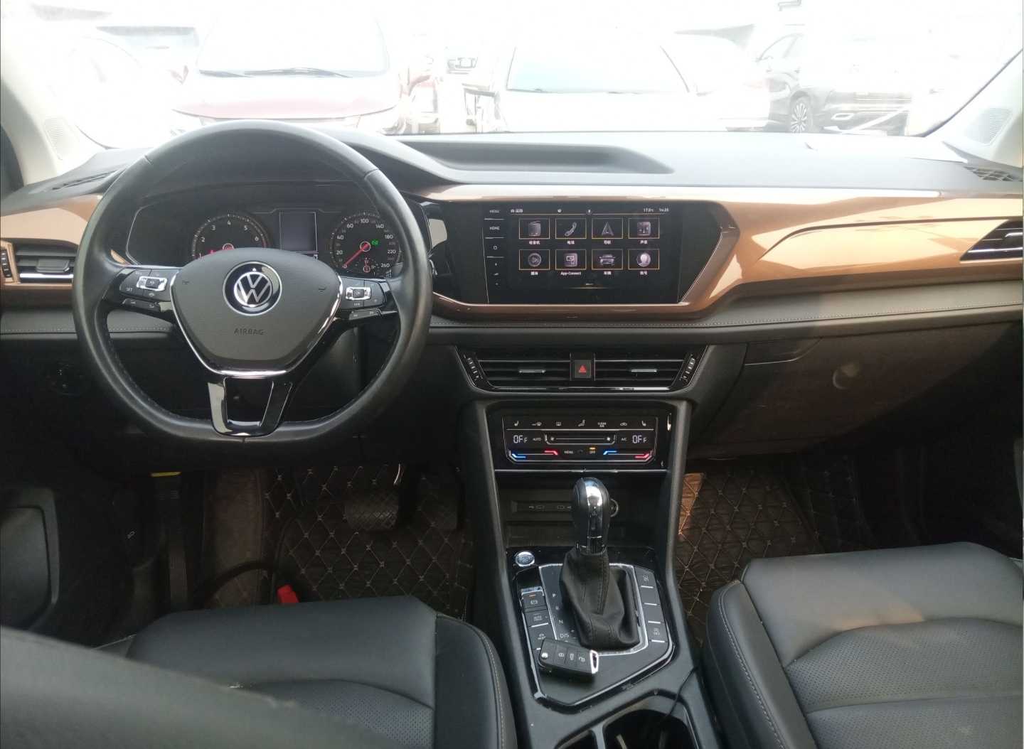 Volkswagen Tharu 2021 #6 Volkswagen Tharu 2021 car image #6