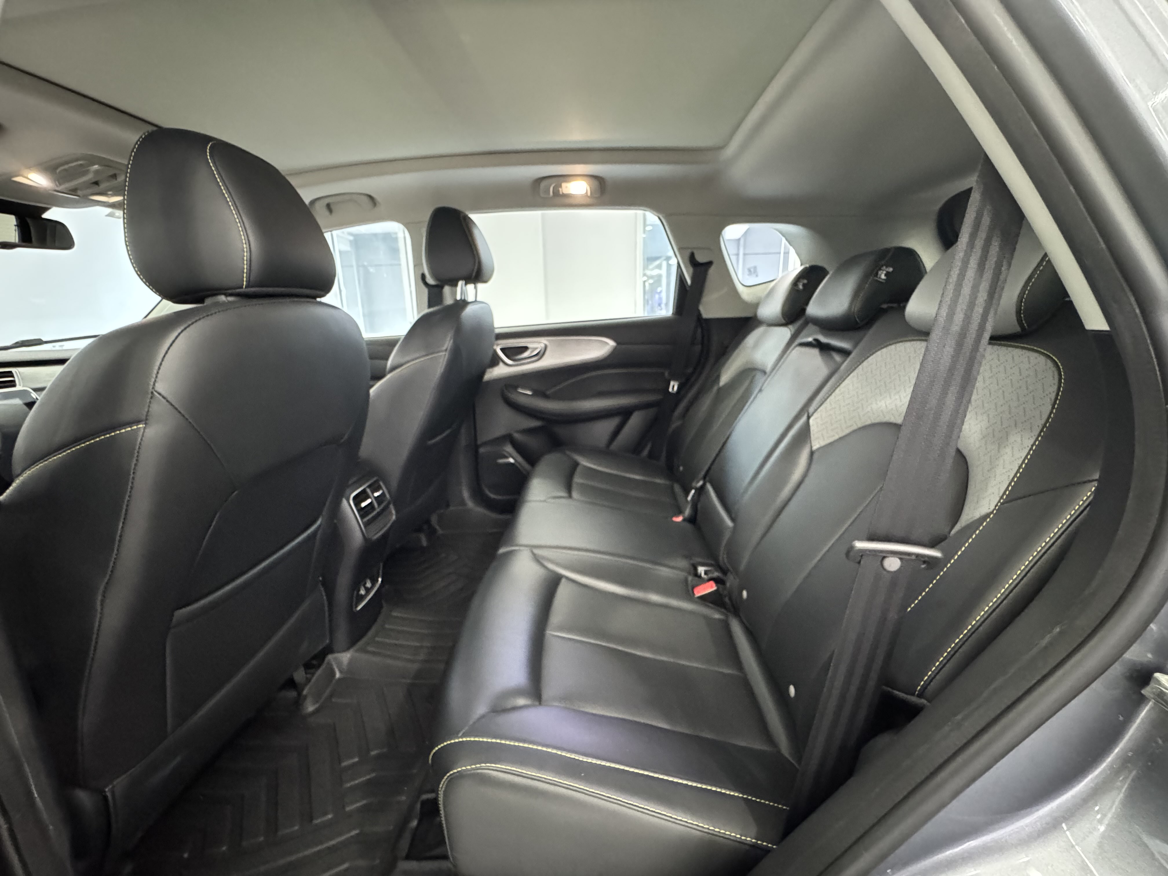 Roewe RX5 New Energy 2021 car image #6