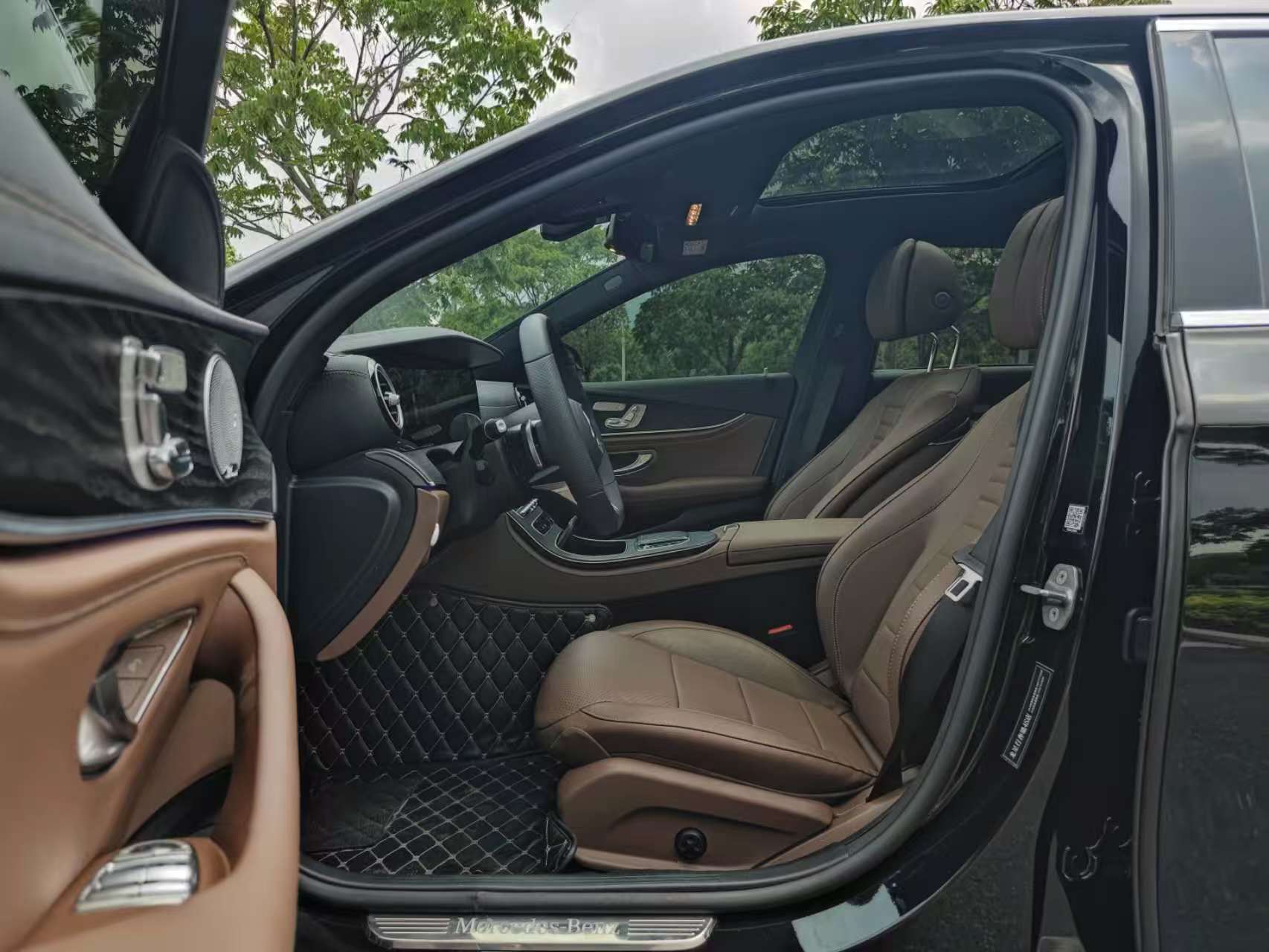 Mercedes-Benz E Class 2021 car image #6