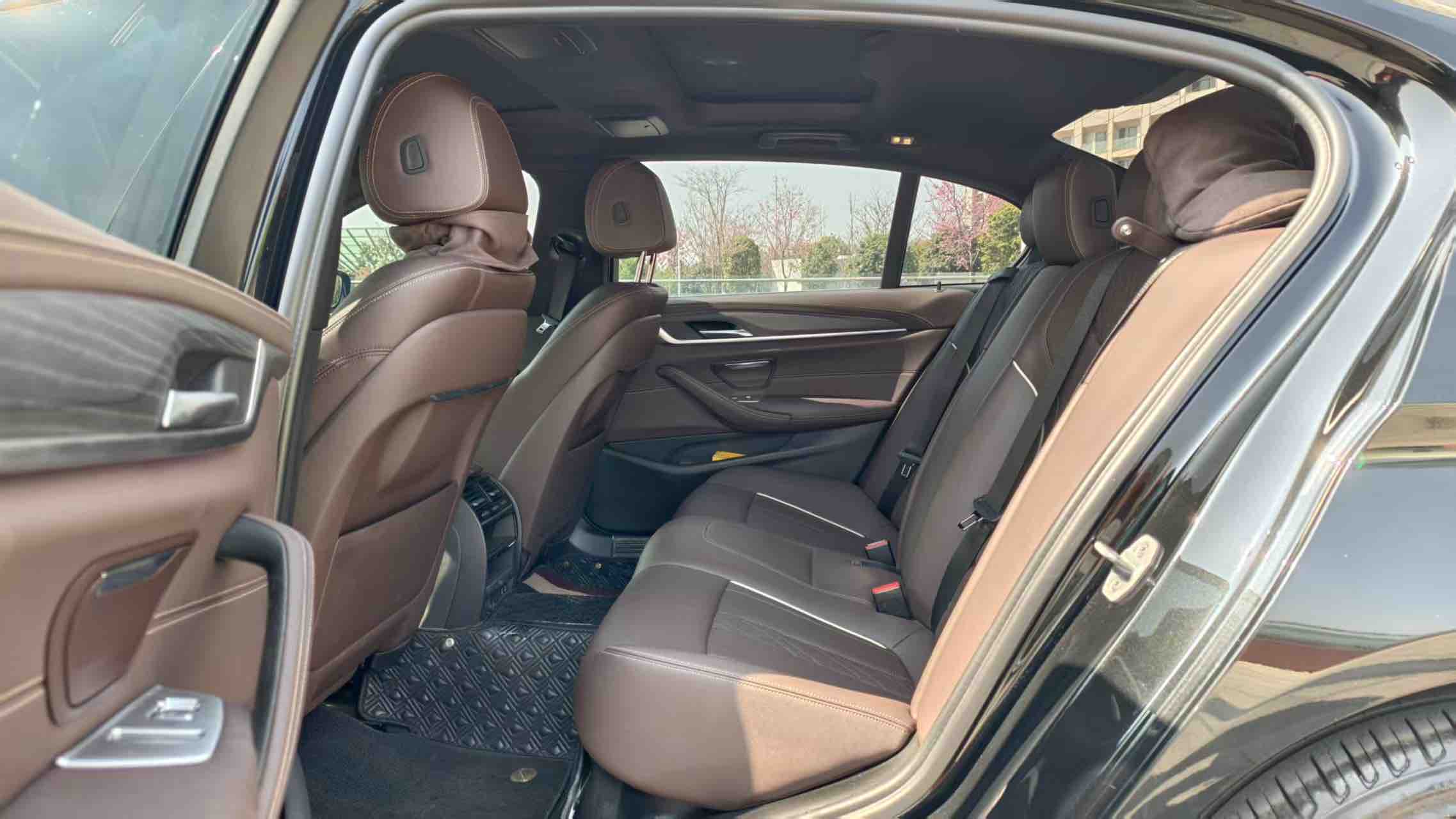 BMW 5 Series 2021 car image #6