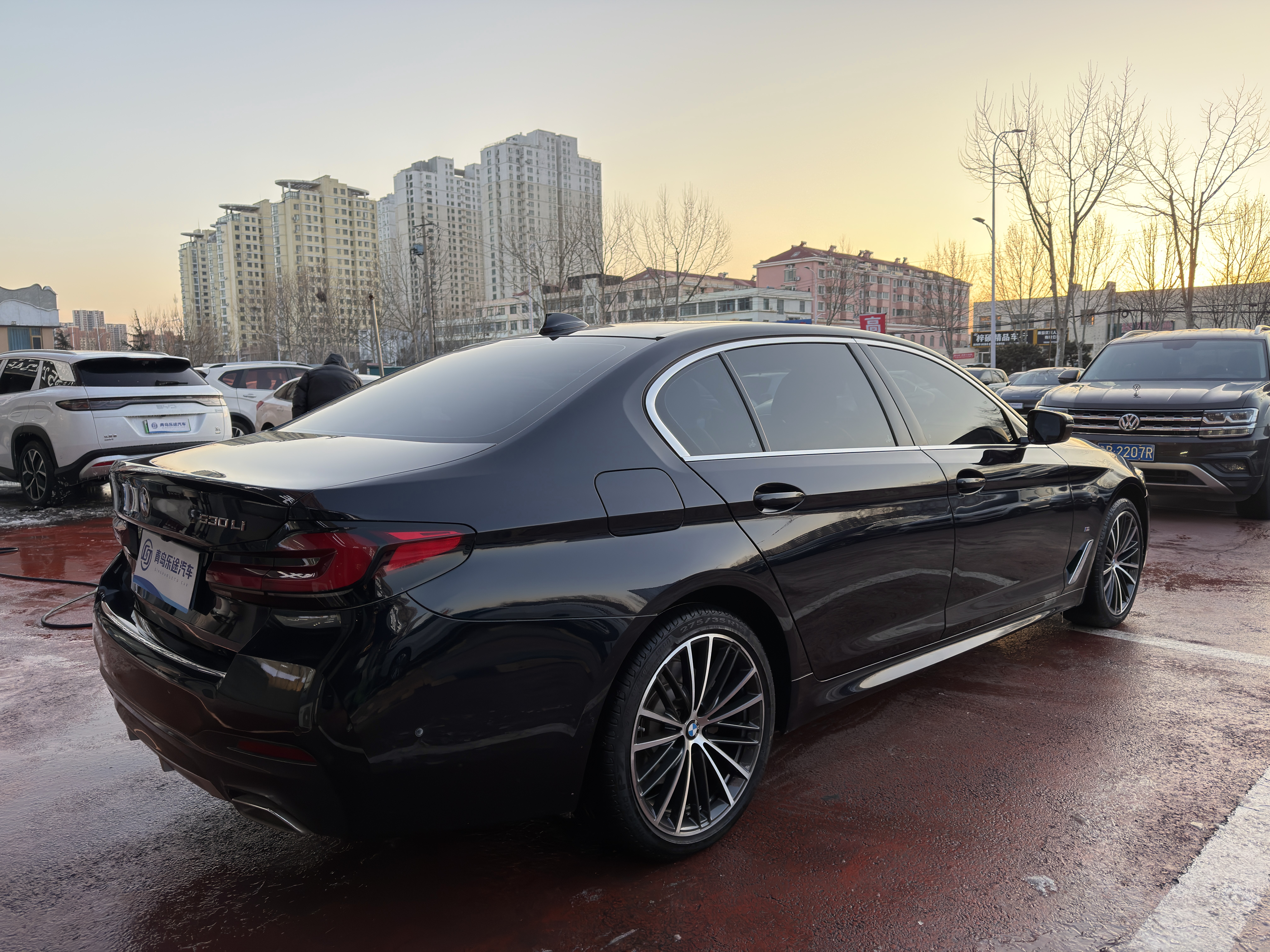 BMW 5 Series 2021 car image #6