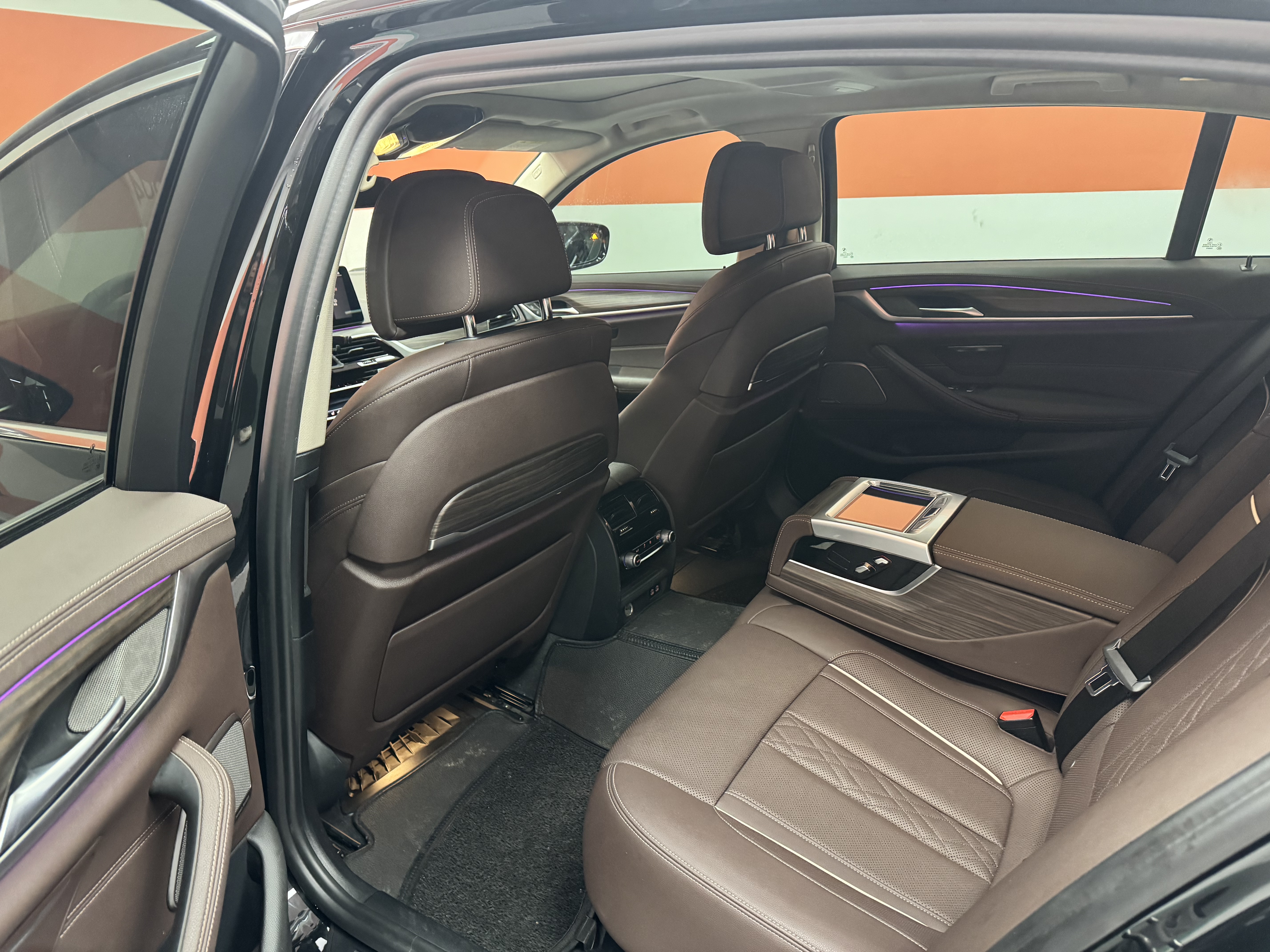 BMW 5 Series 2020 car image #6