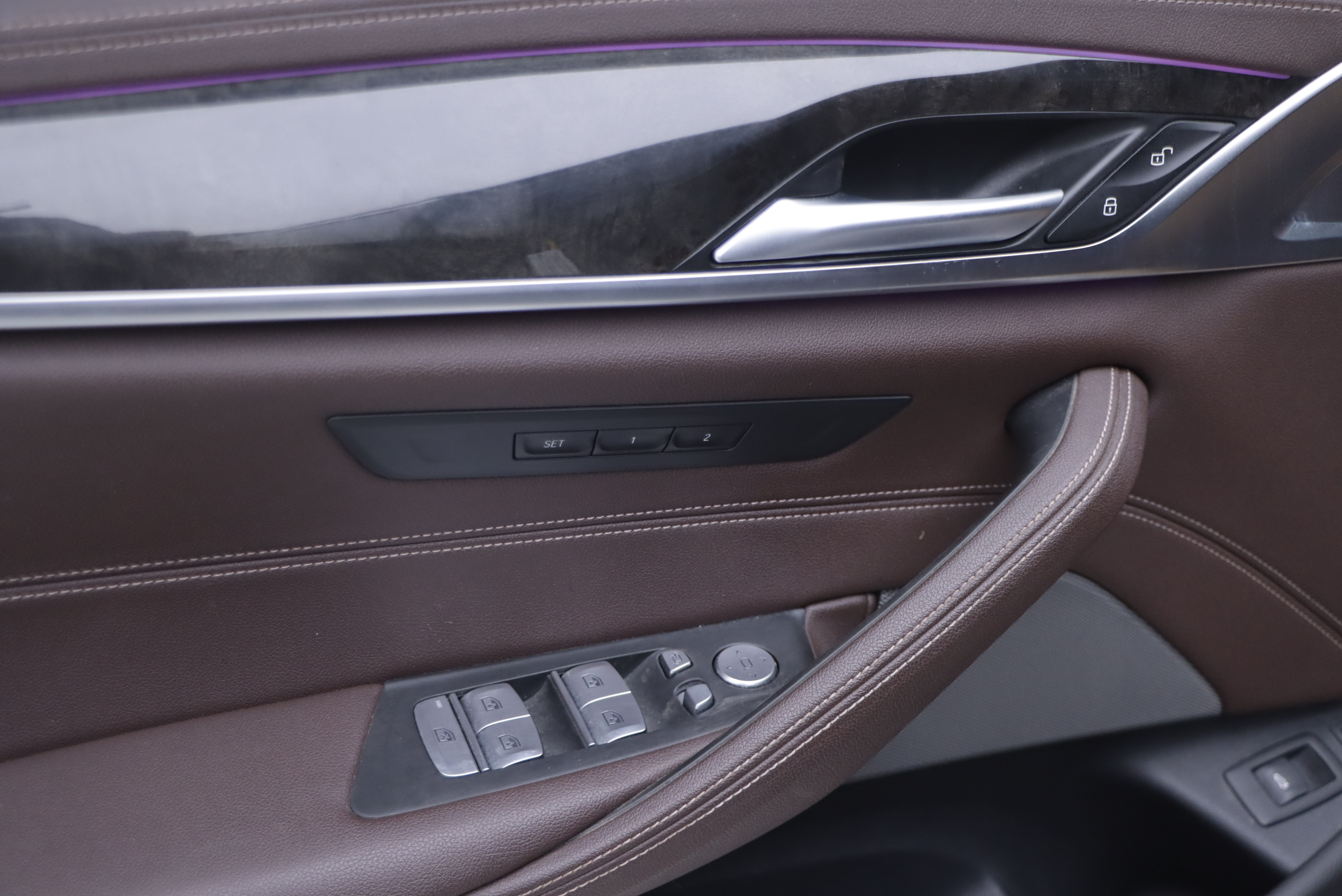 BMW 5 Series New Energy 2021 car image #6