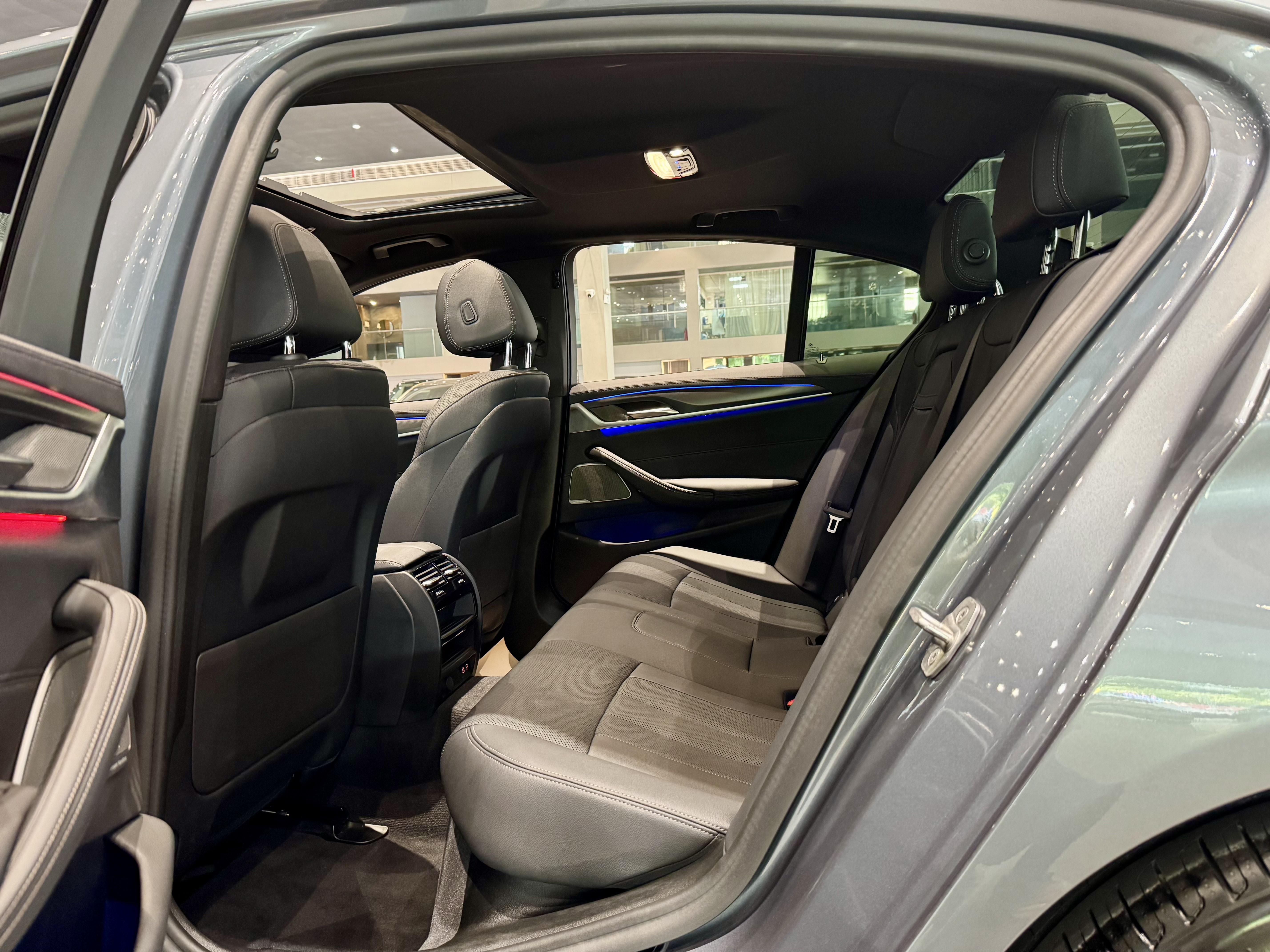 BMW 5 Series (Imported) 2021 #6 BMW 5 Series (Imported) 2021 car image #6