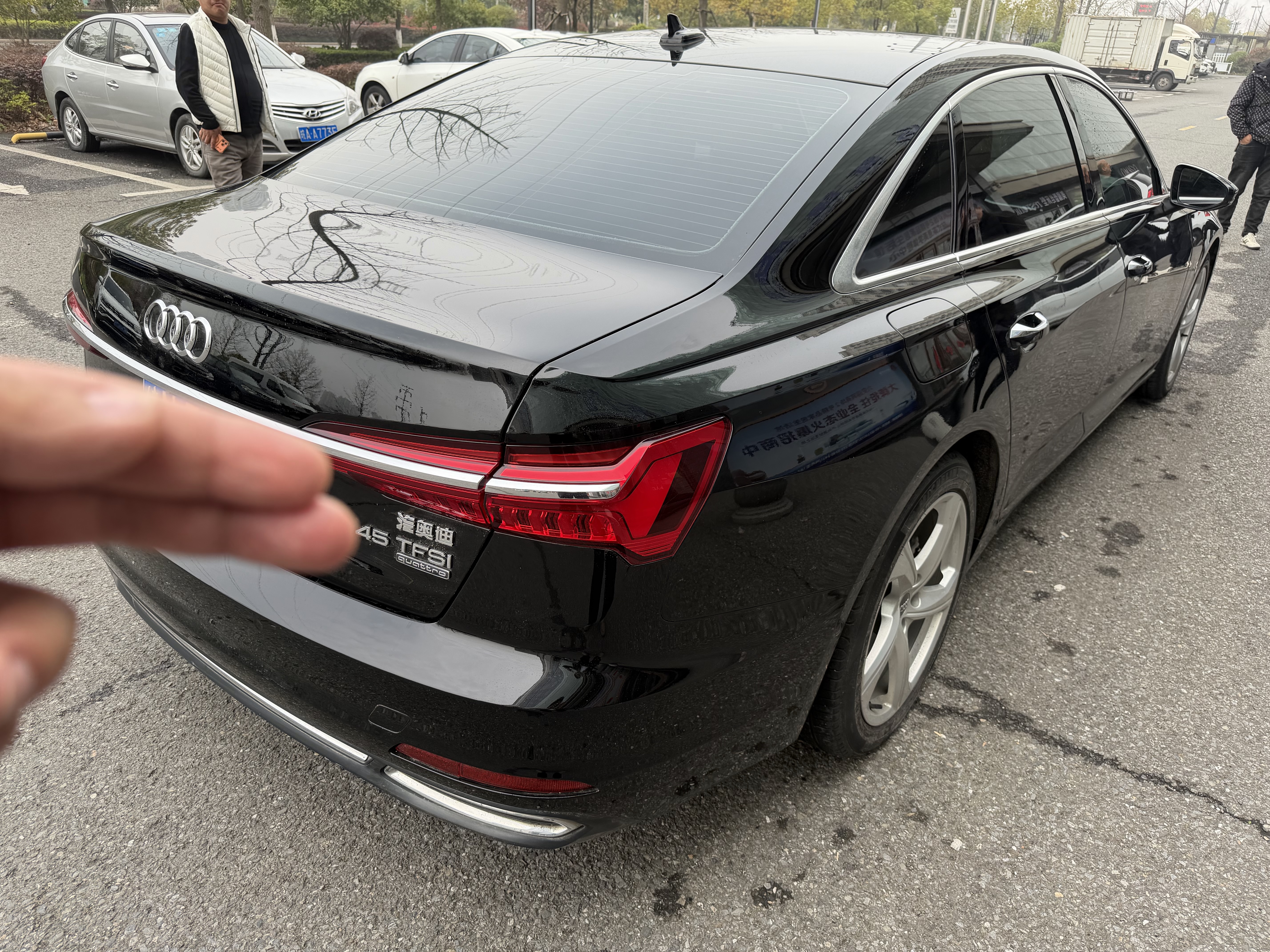 Audi A6L 2021 #6 Audi A6L 2021 car image #6