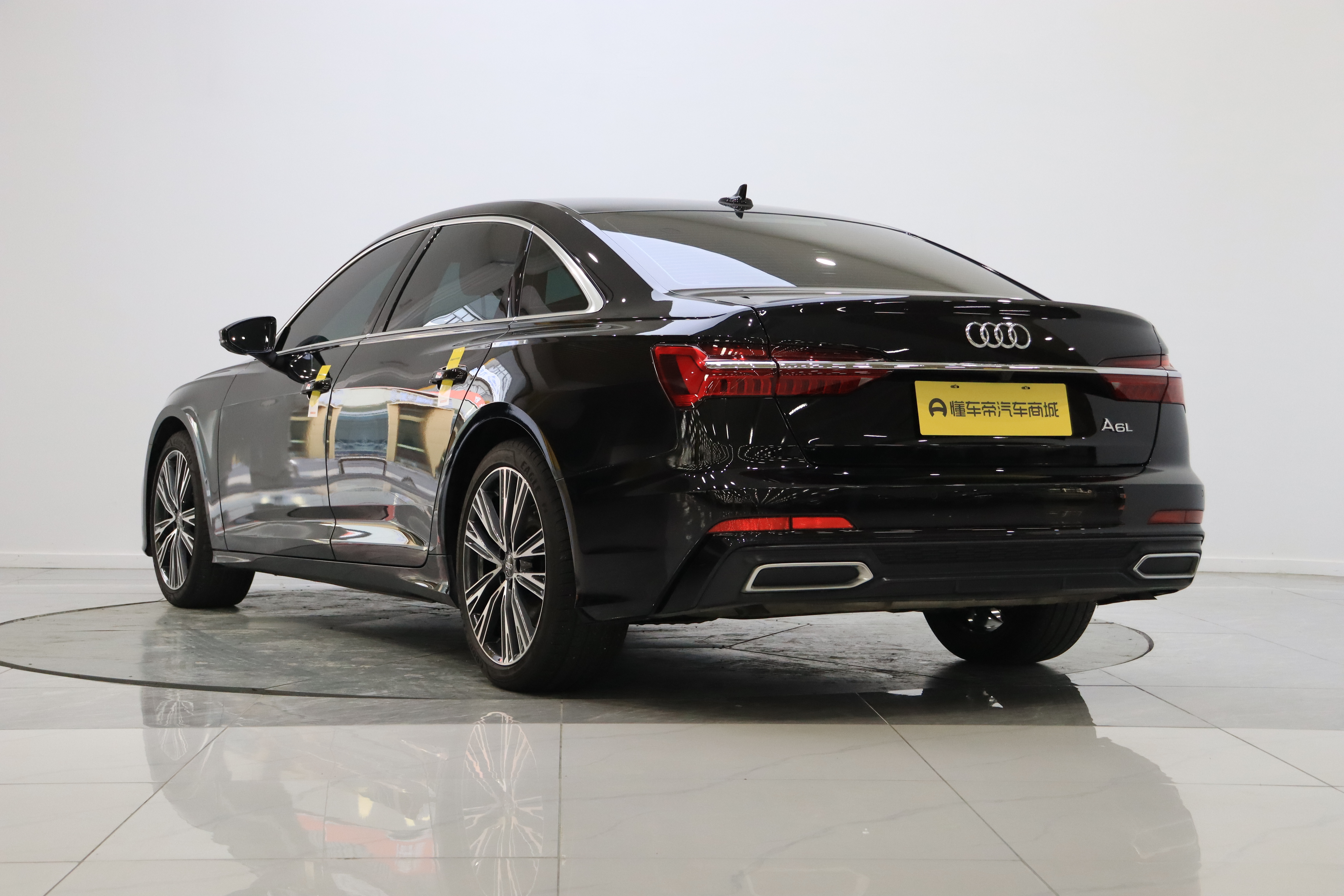 2021 car image #6