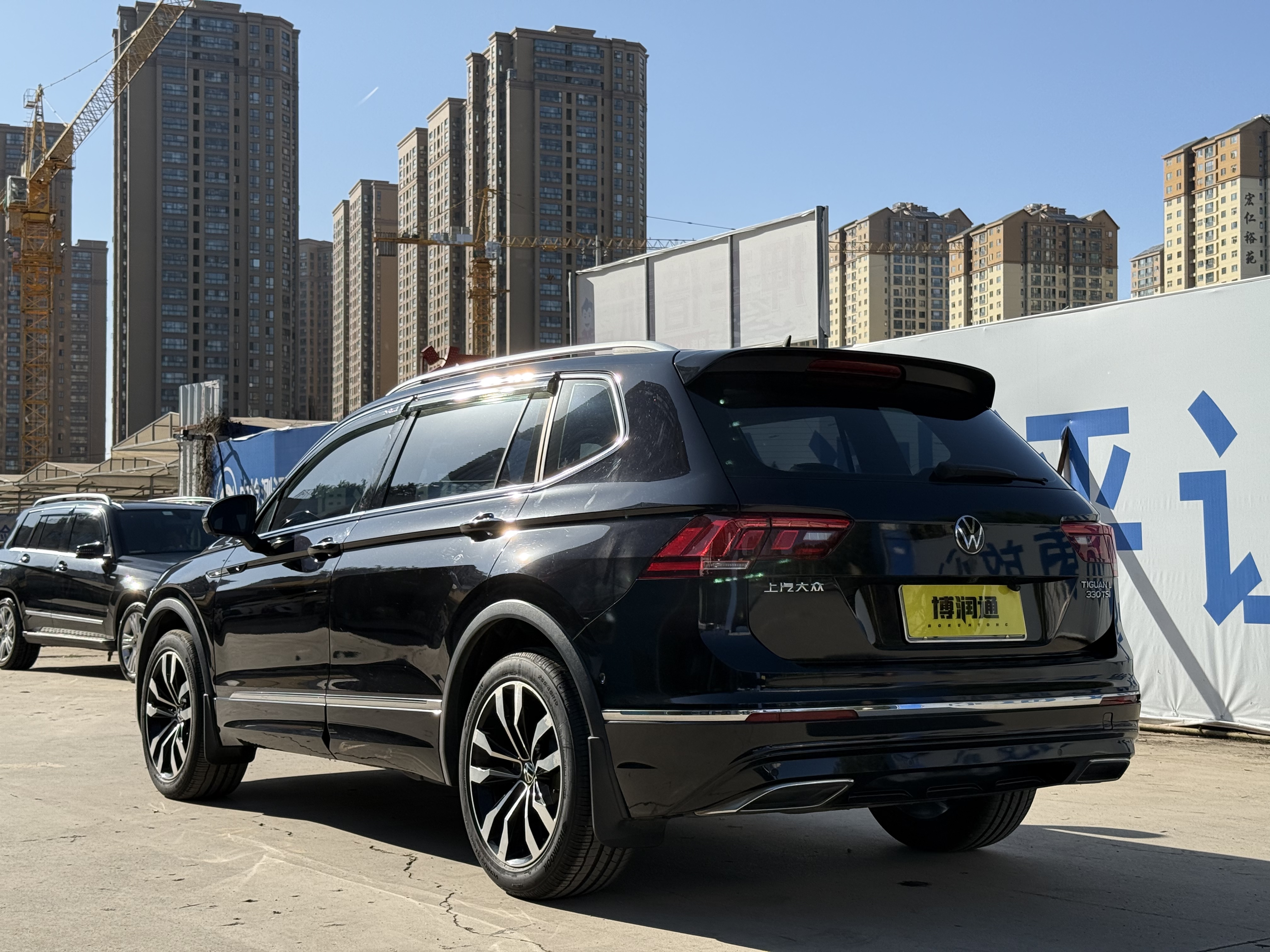 Volkswagen Tiguan L 2020 car image #6