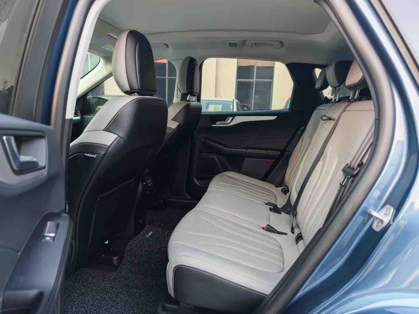 Ford 2024 car image #6