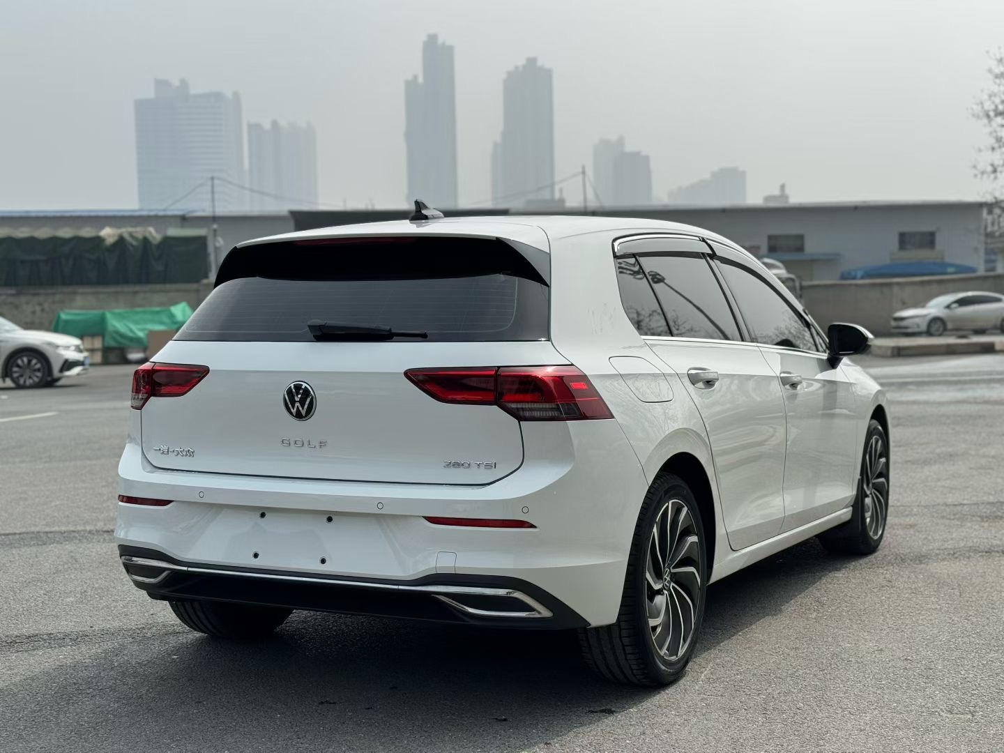 Volkswagen Golf 2021 immagine di auto #6