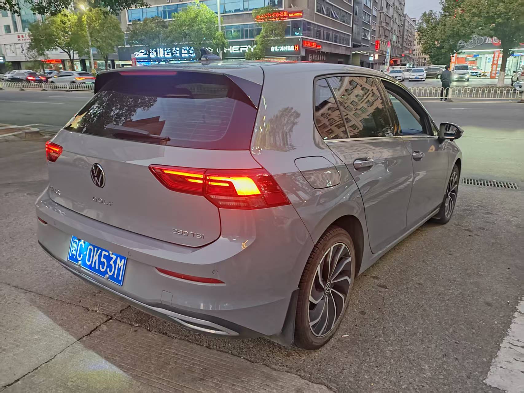 Volkswagen Golf 2023 image de voiture #6