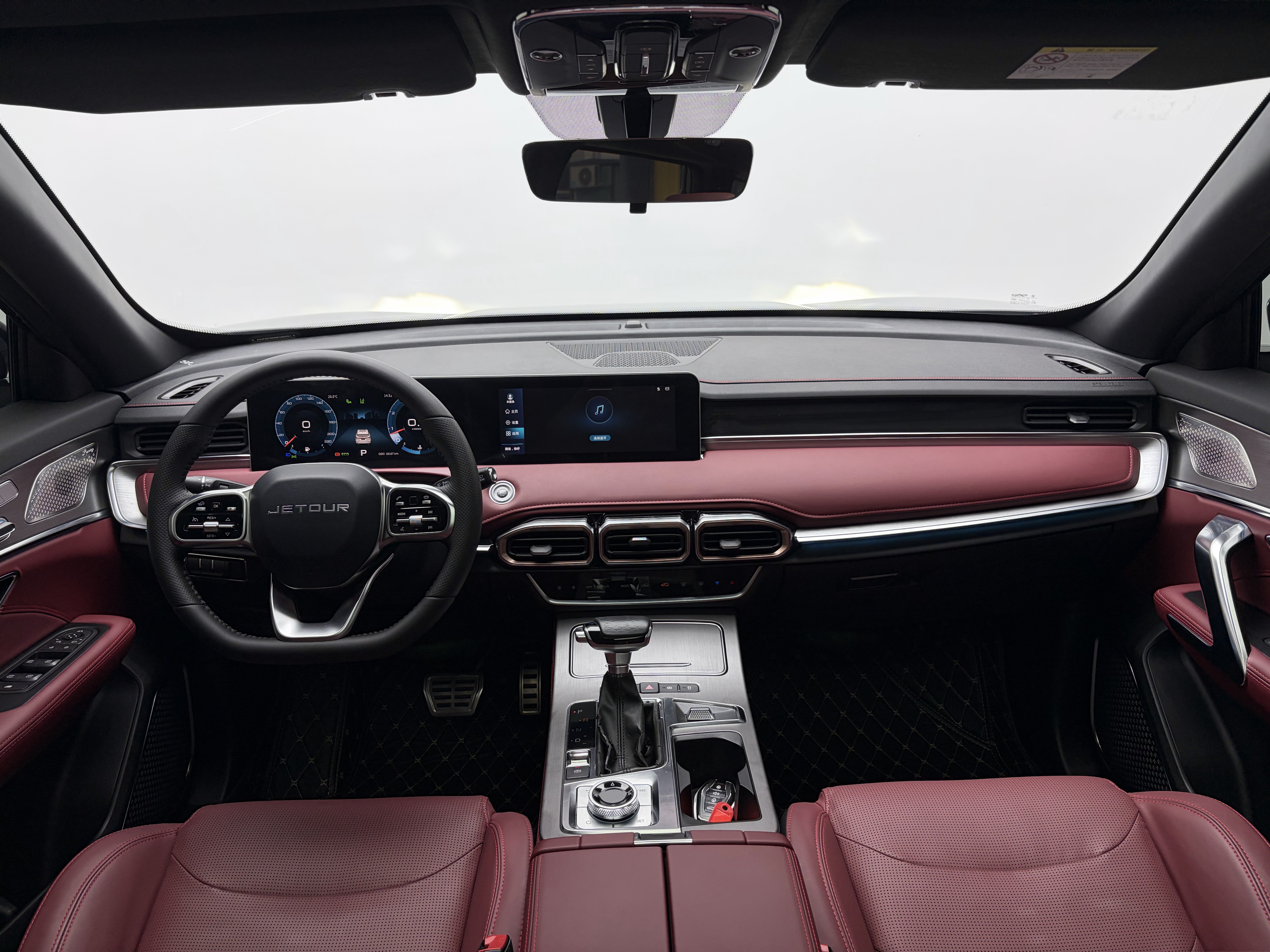 X70 PLUS 2022 car image #6