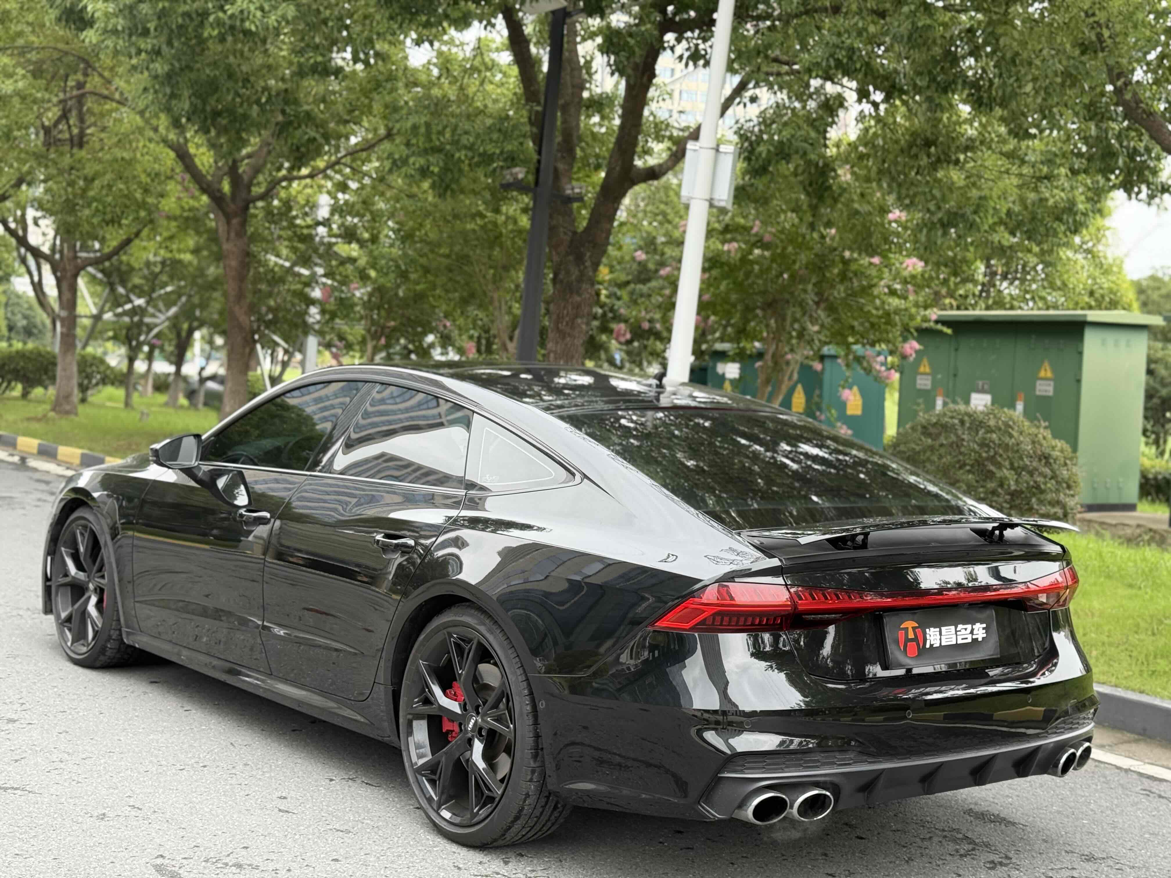 Audi S7 2021 car image #6