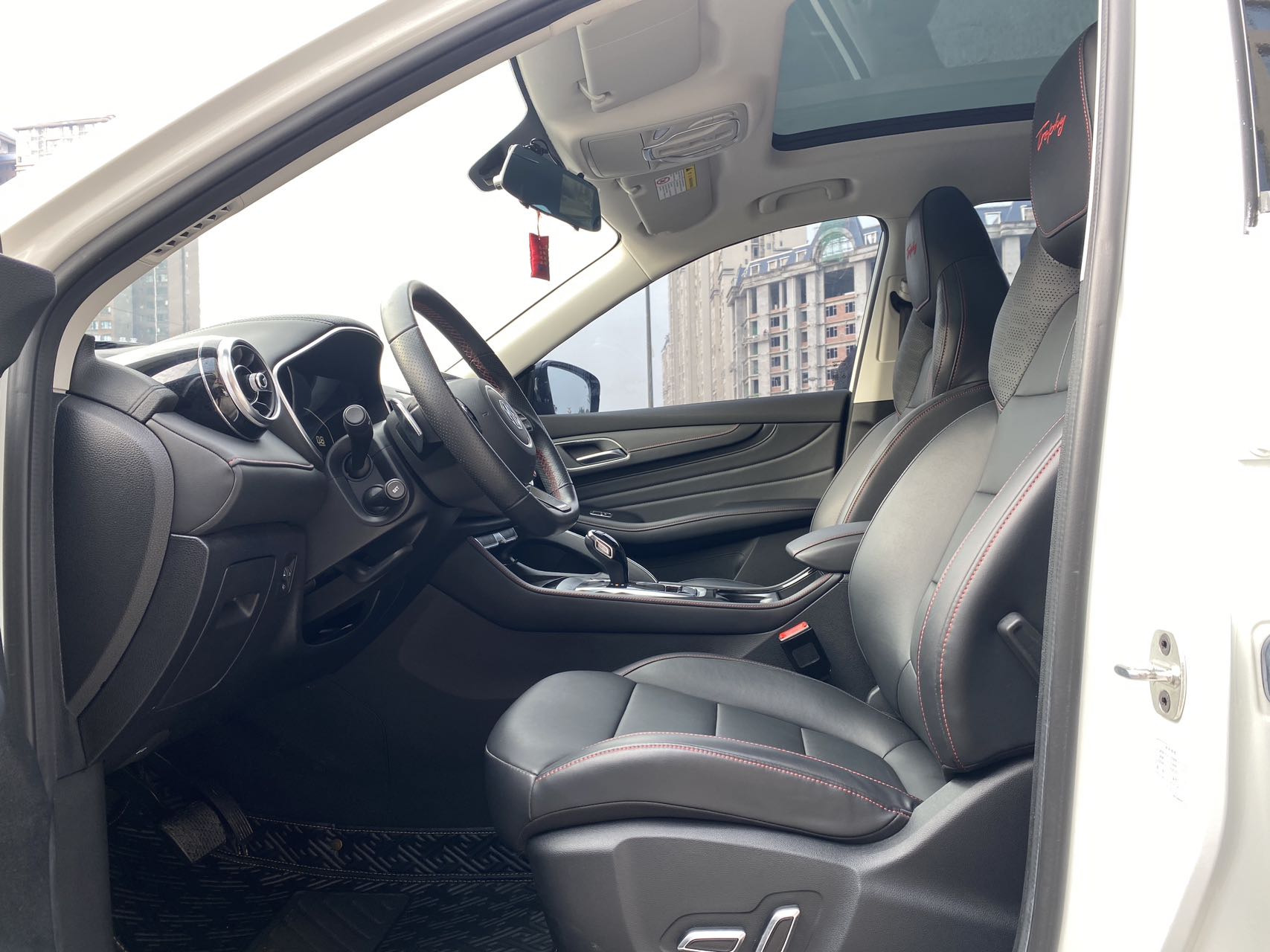 MG Pilot 2021 car image #6