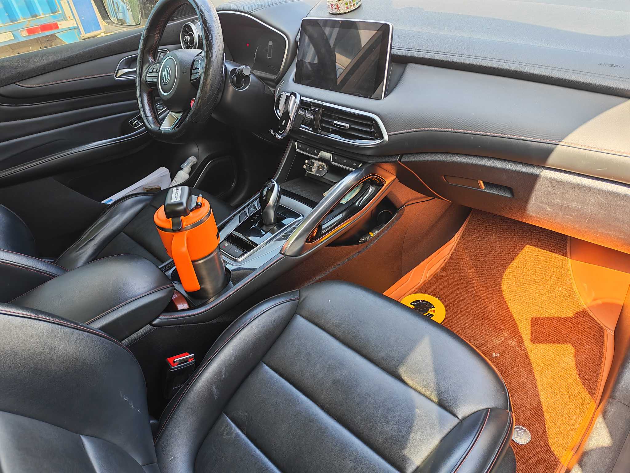 MG Pilot 2022 car image #6