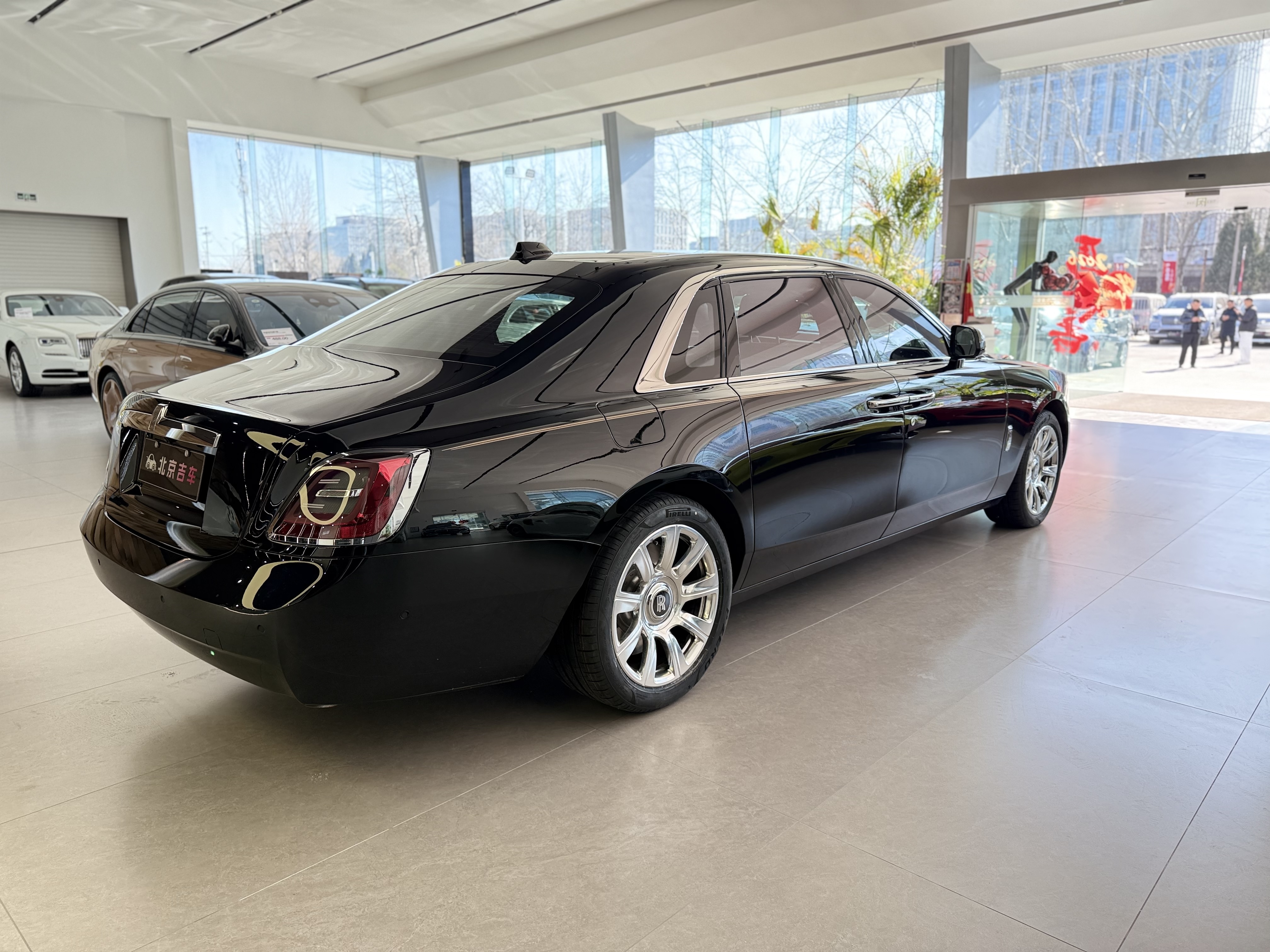 劳斯莱斯 古思特 2022 #6 劳斯莱斯 古思特 2022 汽车图片 #6