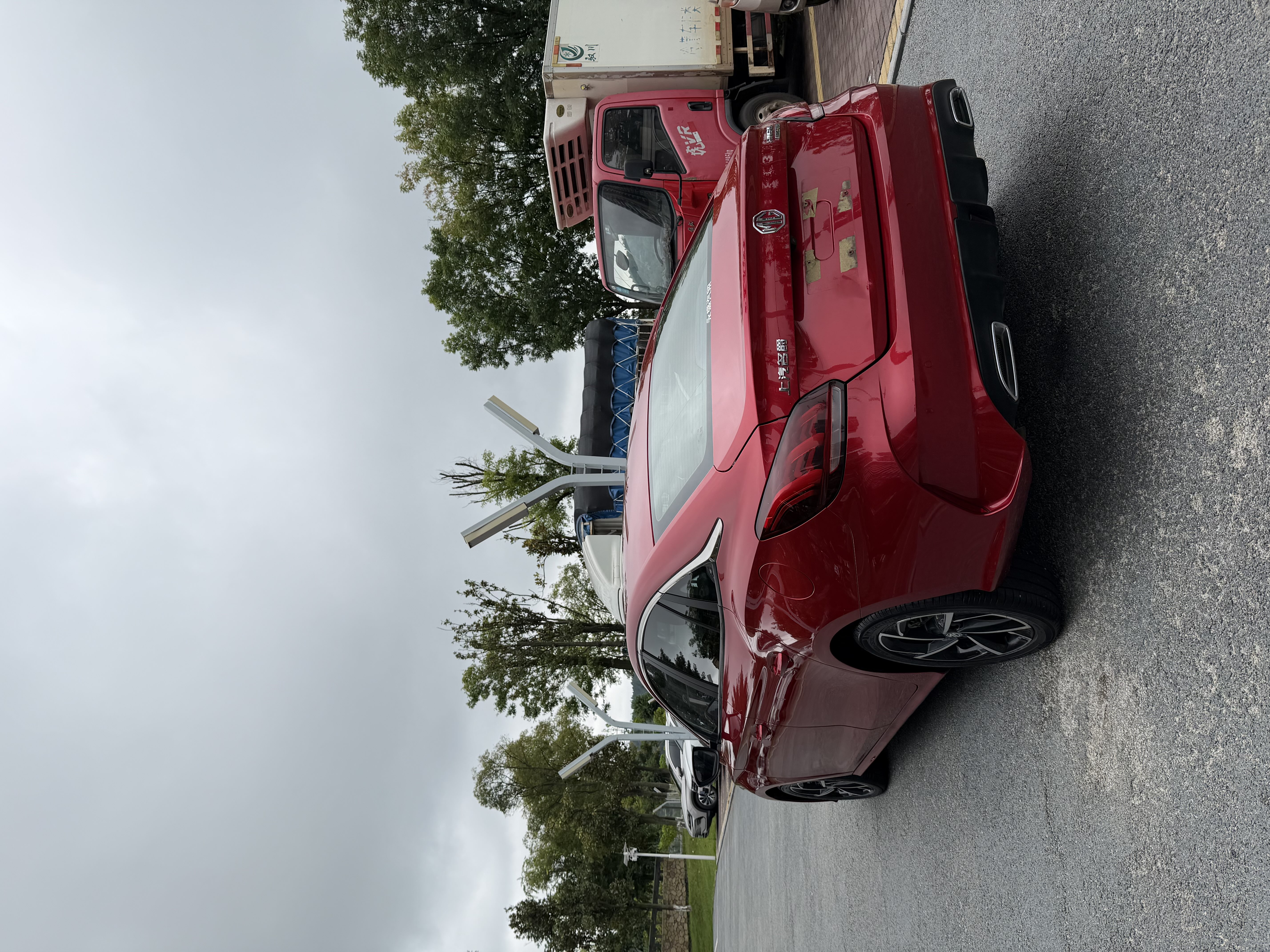 5 2022 car image #6