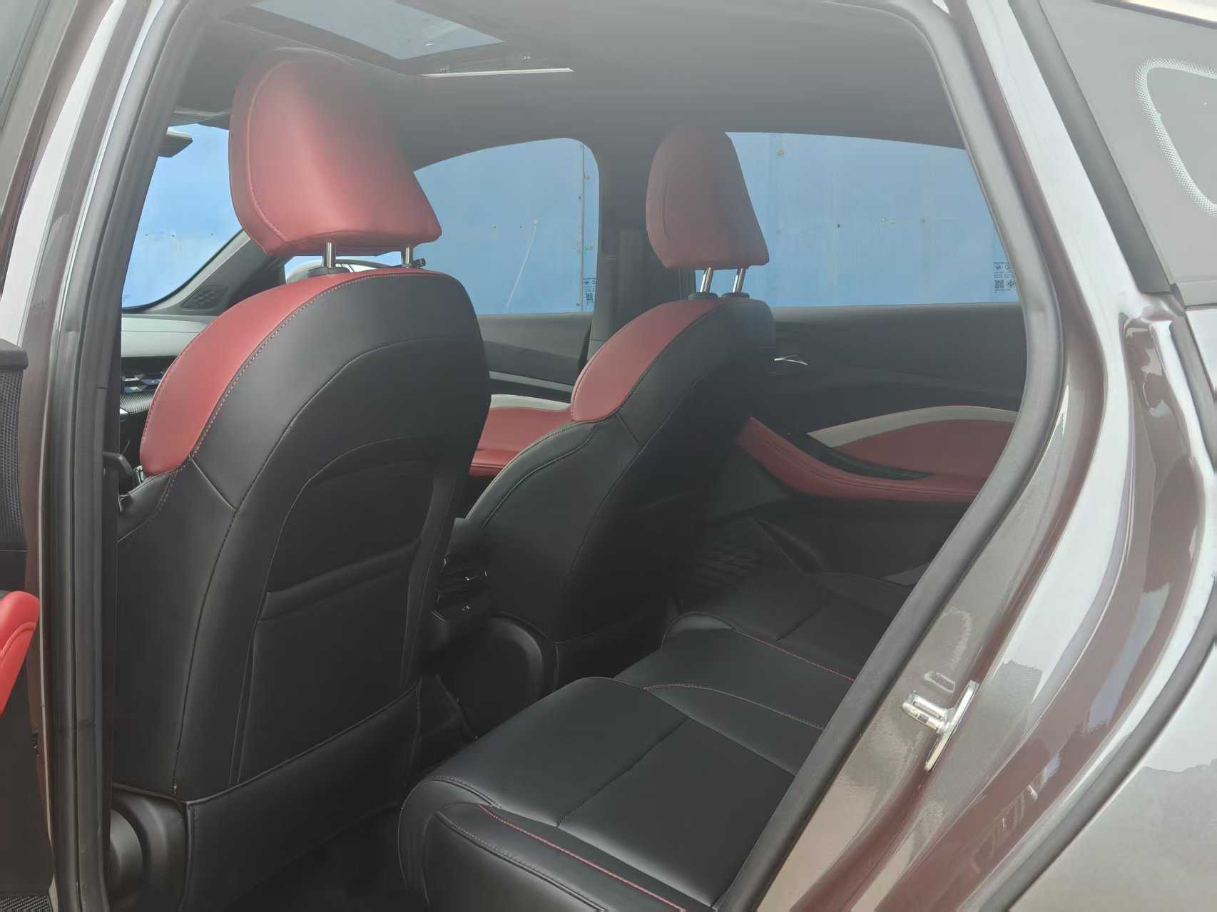 5 2021 car image #6