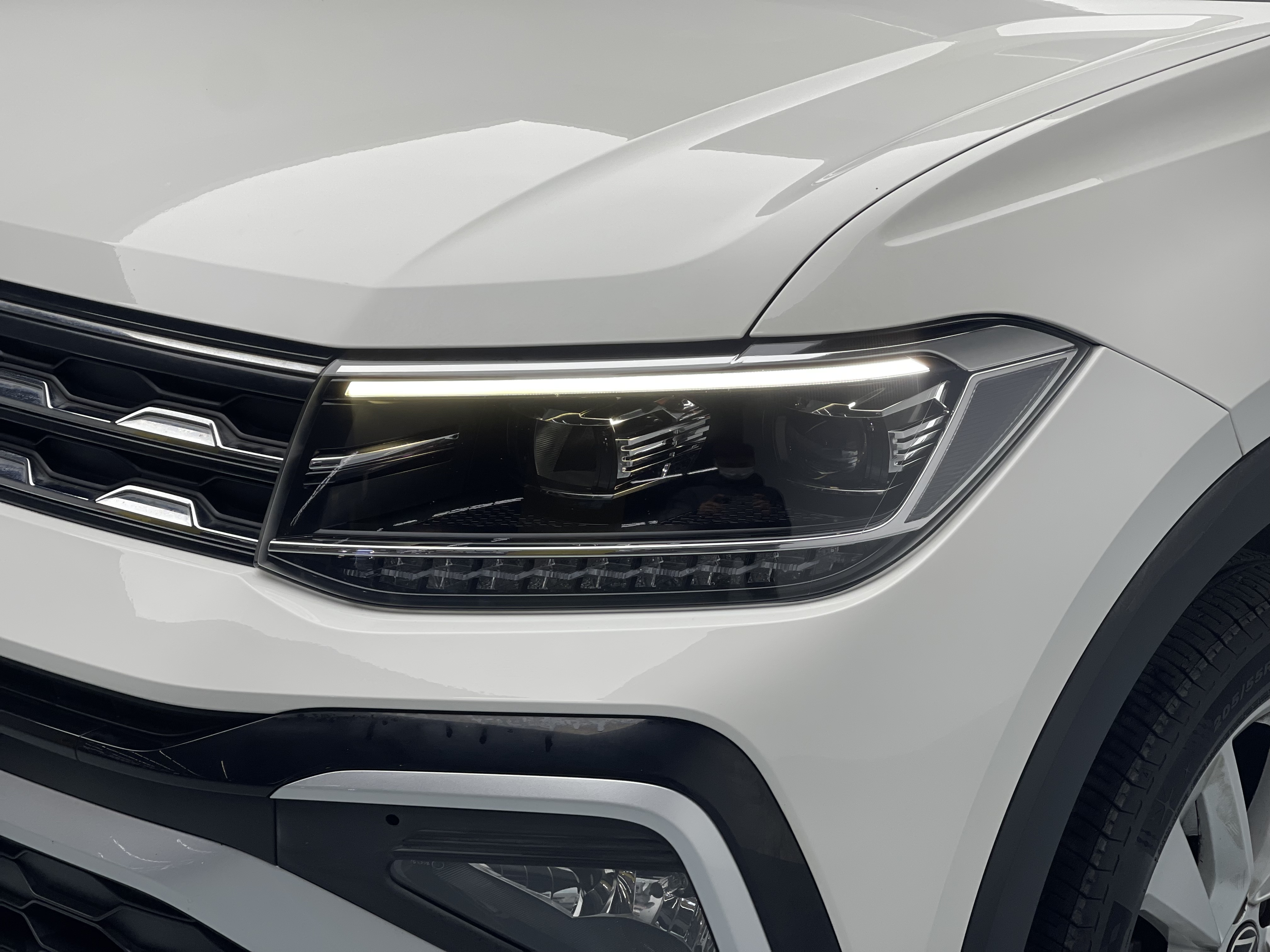 Volkswagen T-Cross 2021 car image #6
