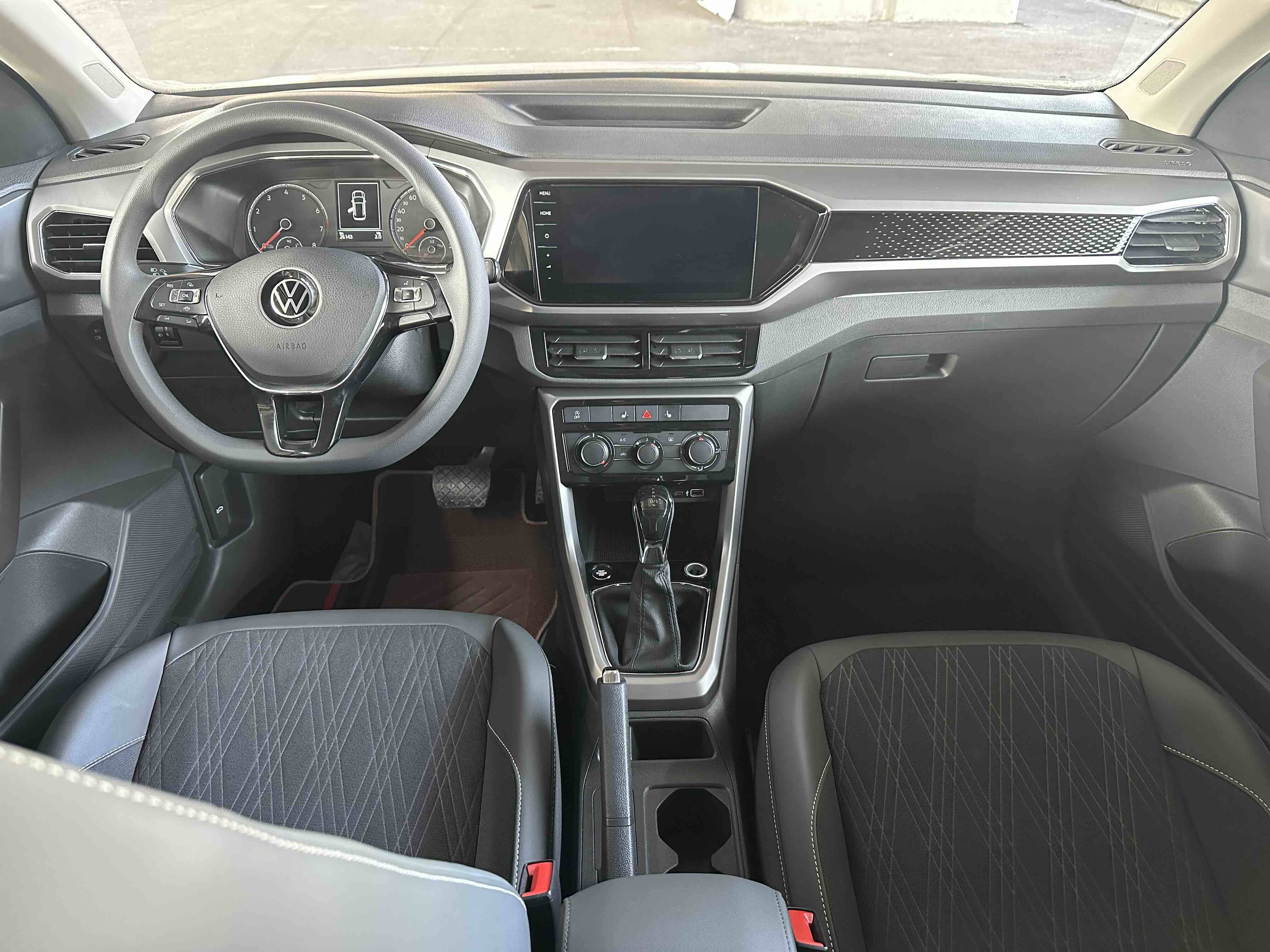 Volkswagen T-Cross 2021 #6 Volkswagen T-Cross 2021 car image #6