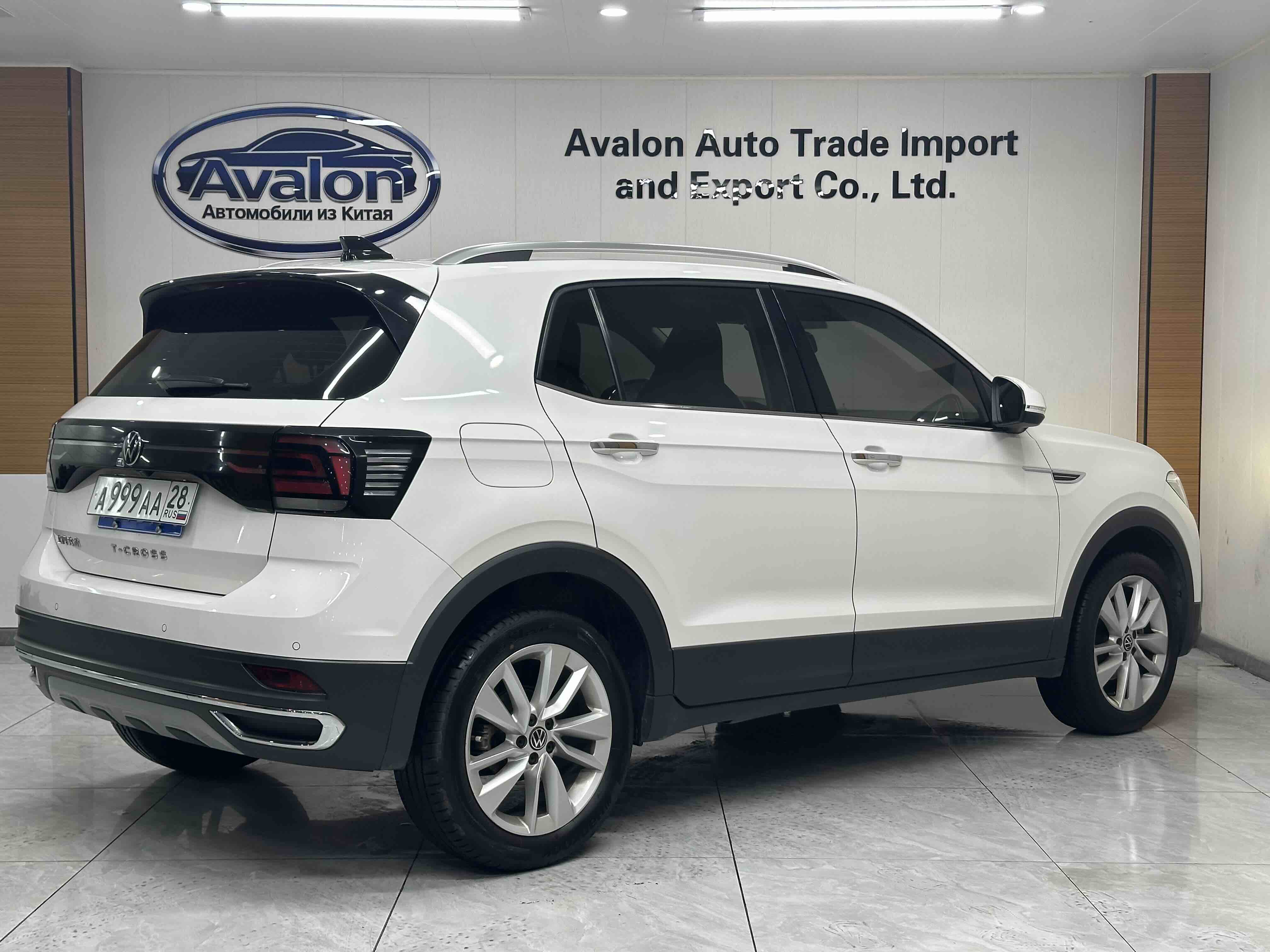 Volkswagen T-Cross 2021 car image #6