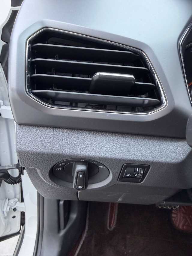 Volkswagen T-Cross 2021 car image #6