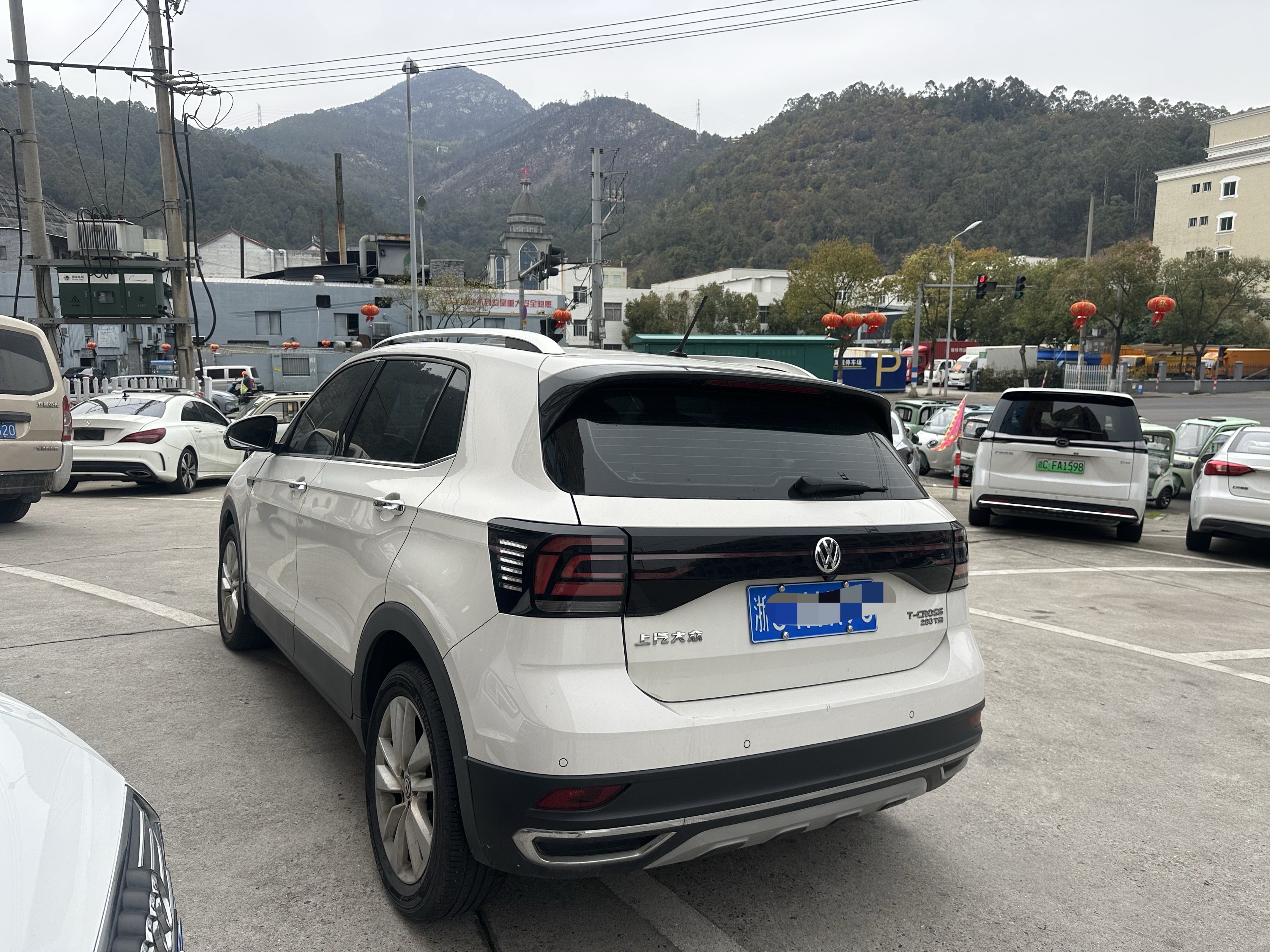 Volkswagen T-Cross 2020 car image #6