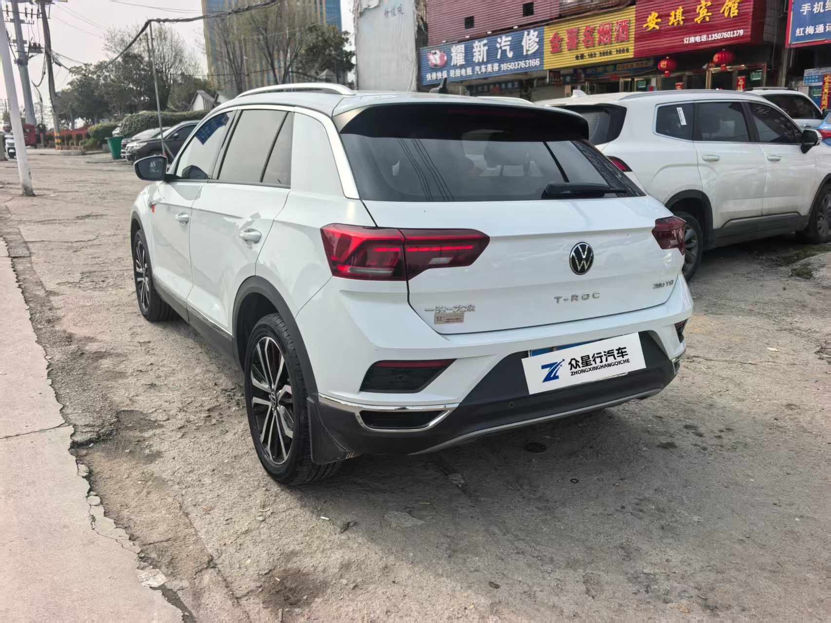 T-Roc 2021 car image #6