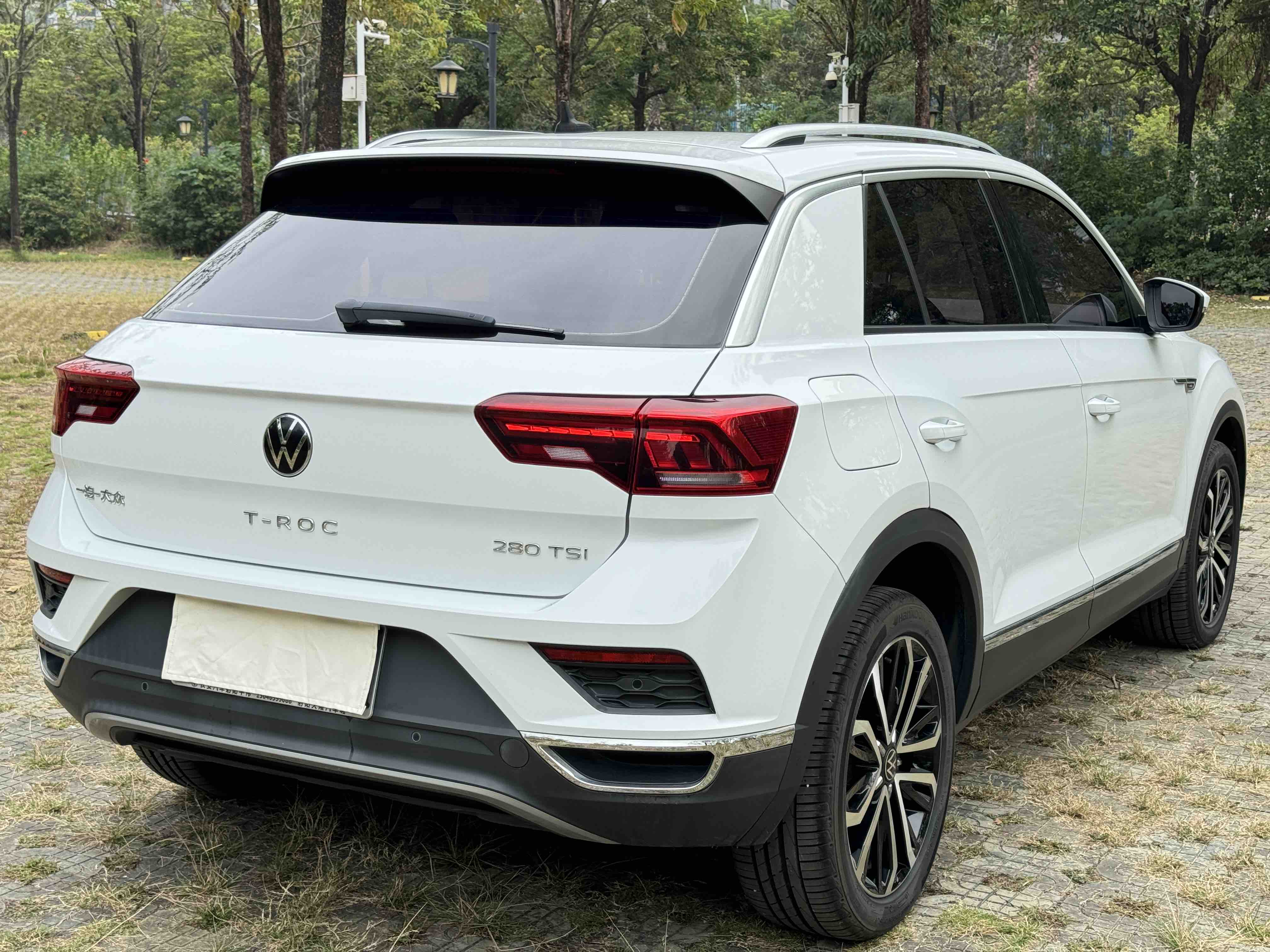 Volkswagen T-Roc 2021 #6 Volkswagen T-Roc 2021 car image #6