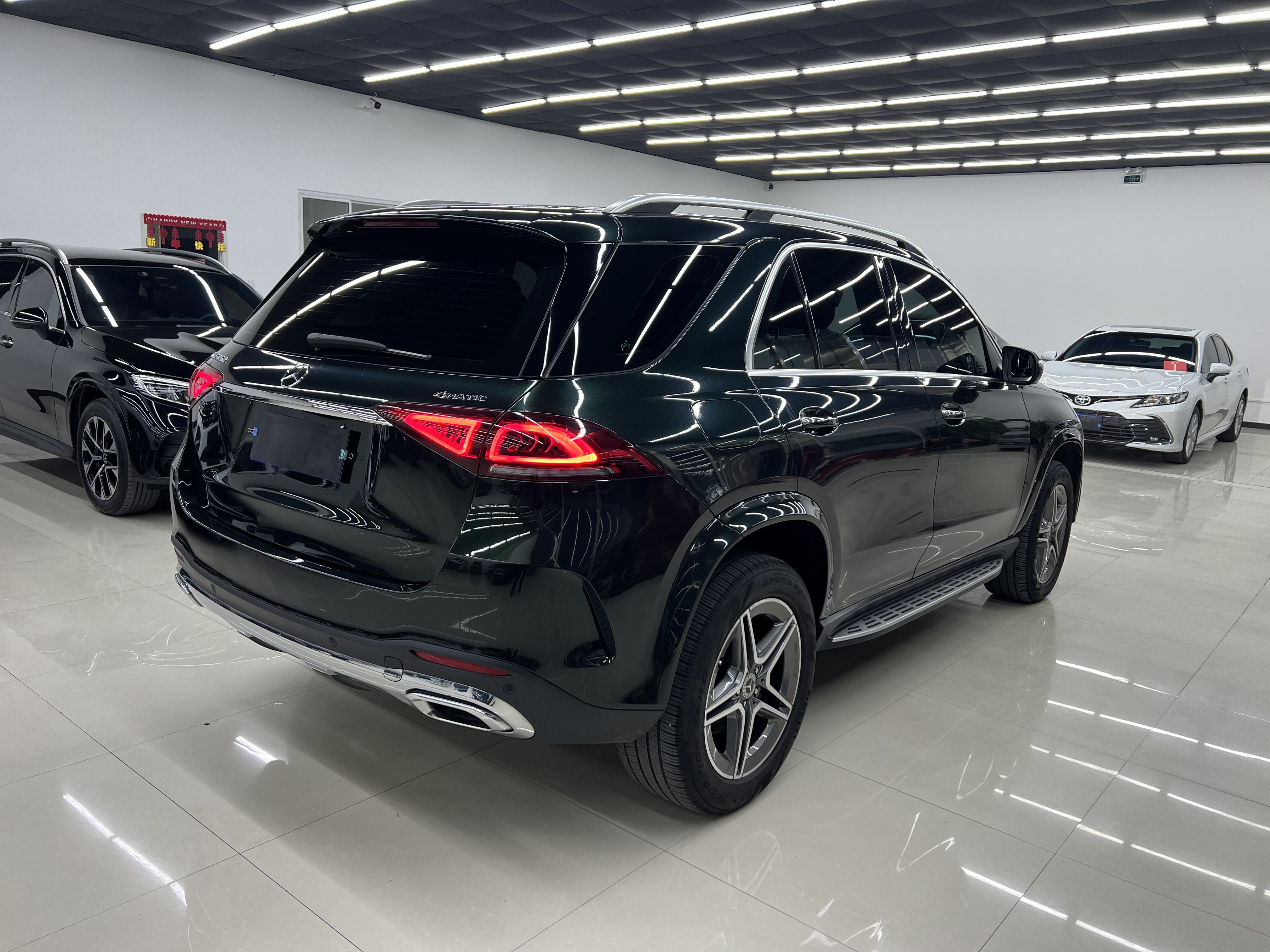 Mercedes-Benz GLE Class 2021 car image #6