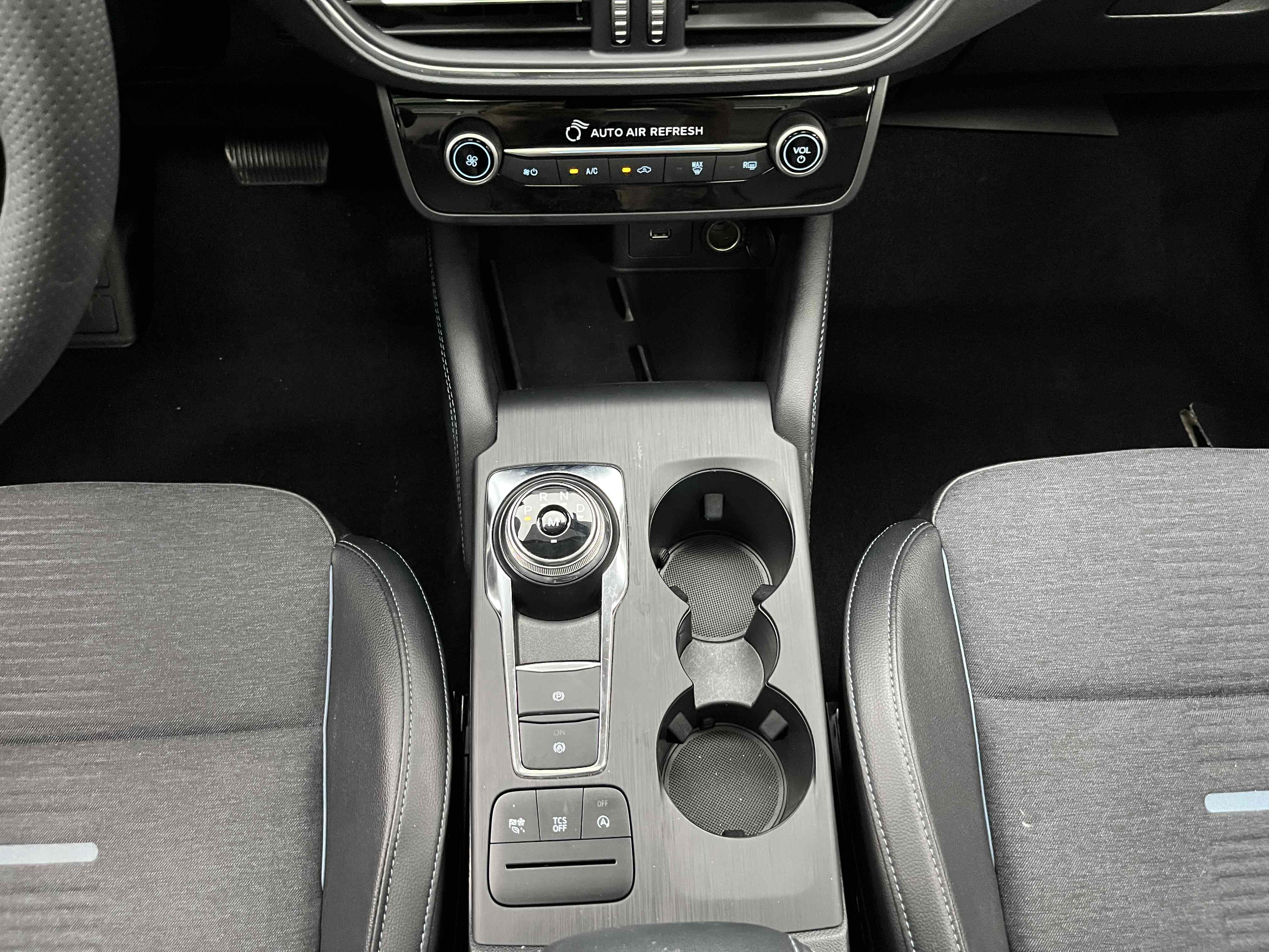 Ford Focus Active 2021 car image #6