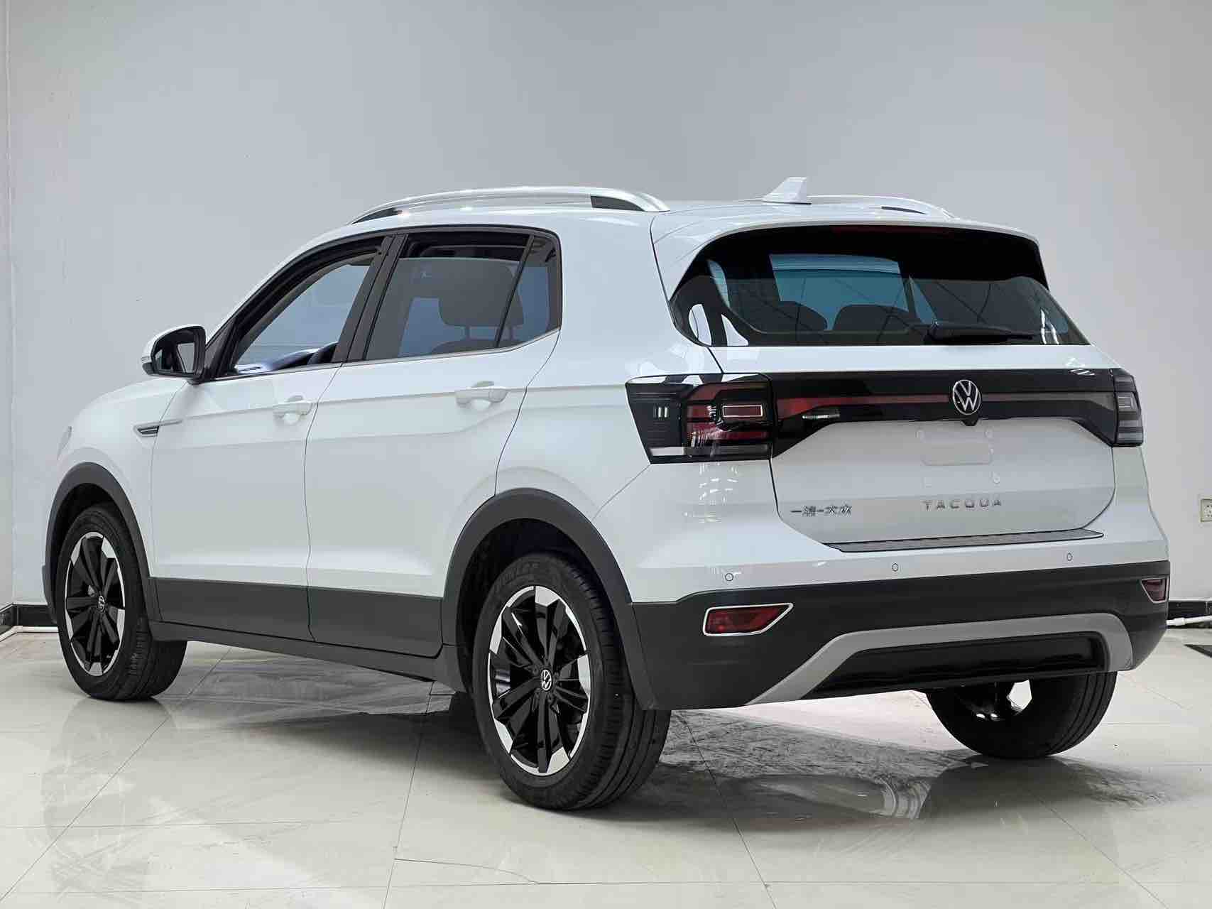 Volkswagen Tacqua 2022 car image #6