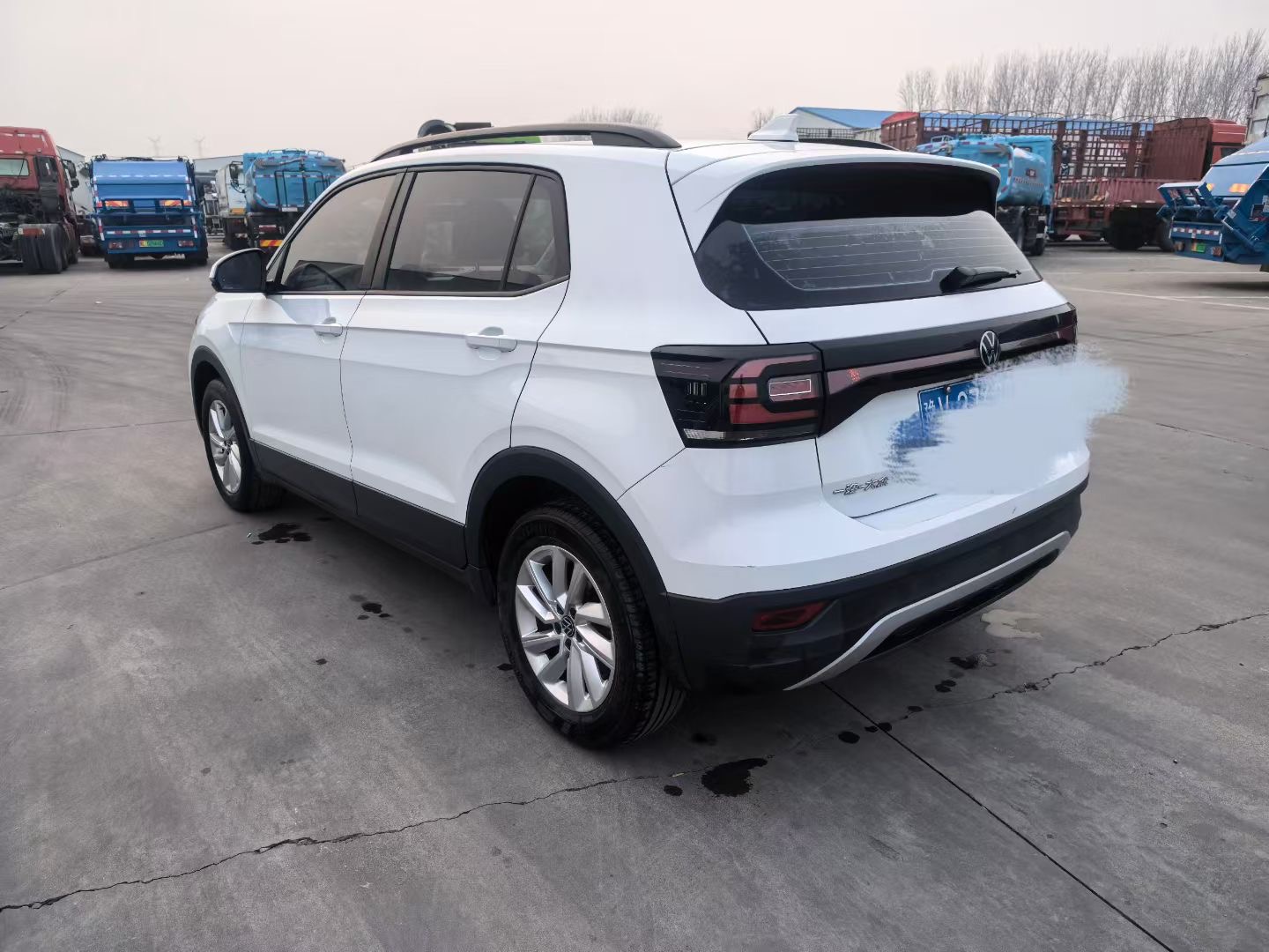 Volkswagen Tacqua 2023 car image #6