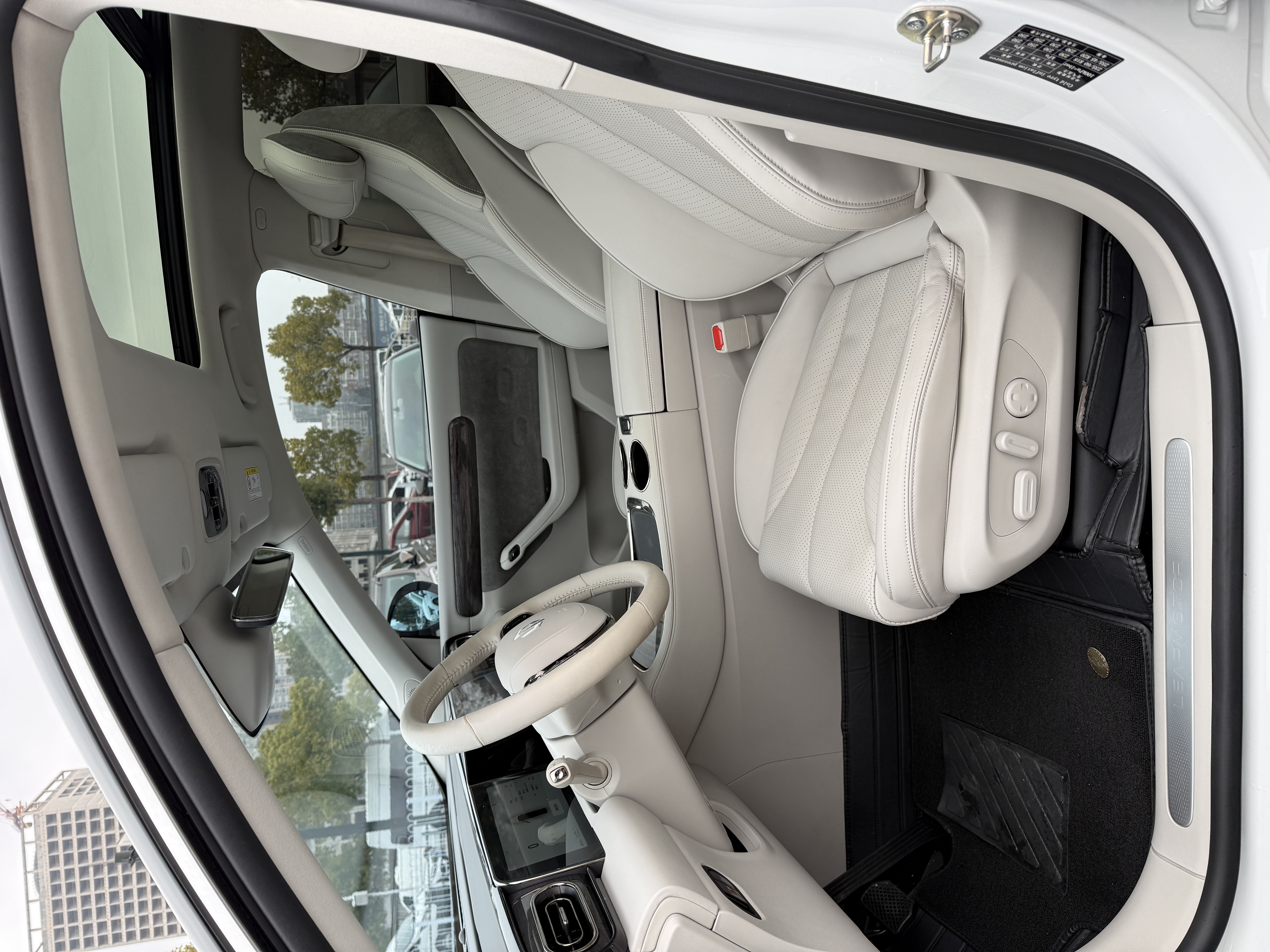 零跑汽车 零跑C11 2022 汽车图片 #6