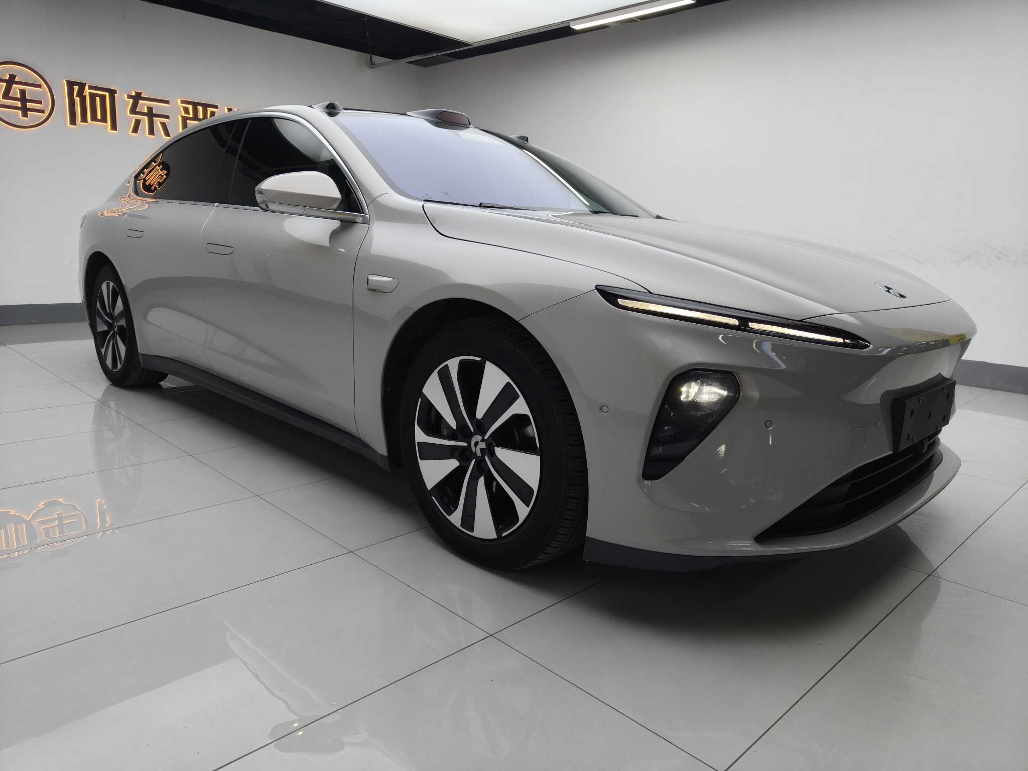 蔚来 蔚来ET7 2022 汽车图片 #6