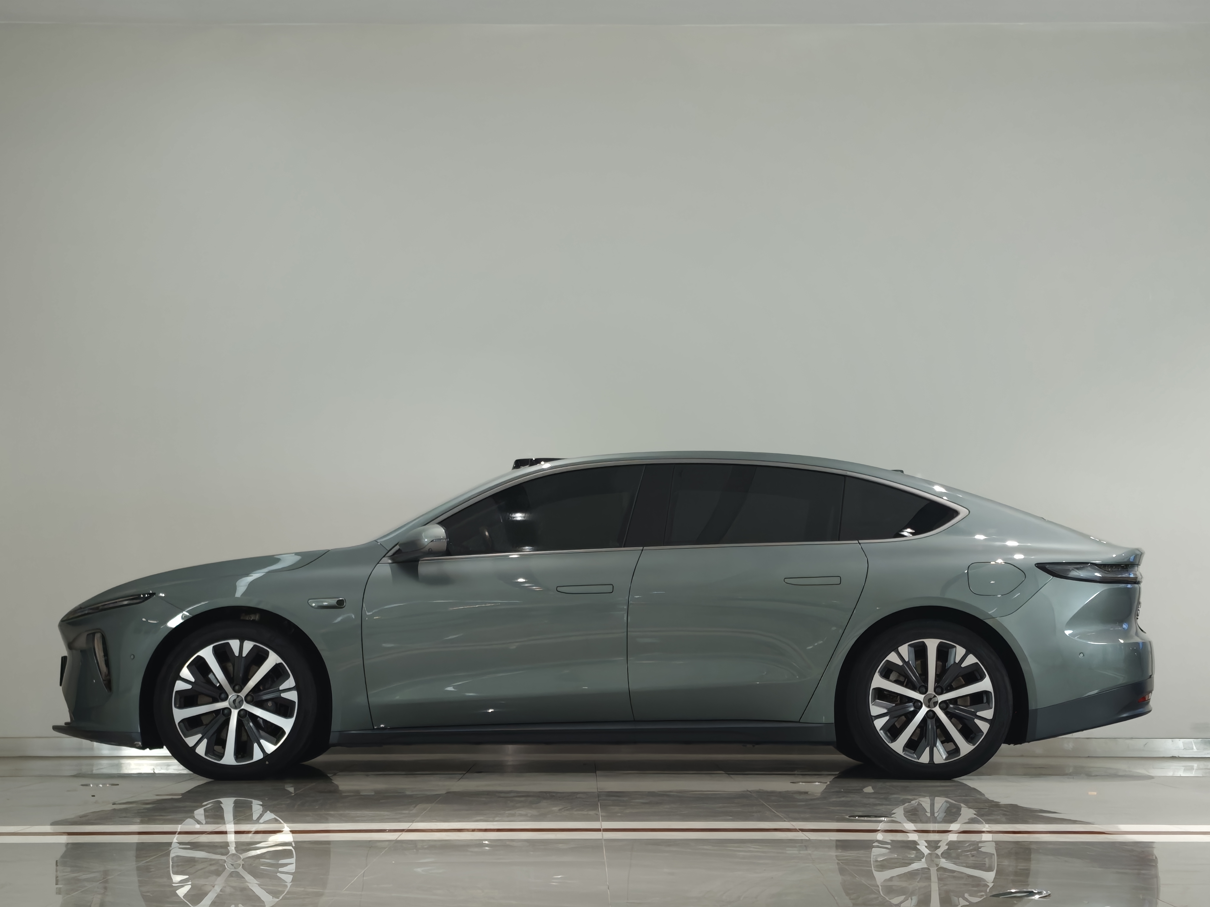 蔚来 蔚来ET7 2022 汽车图片 #6