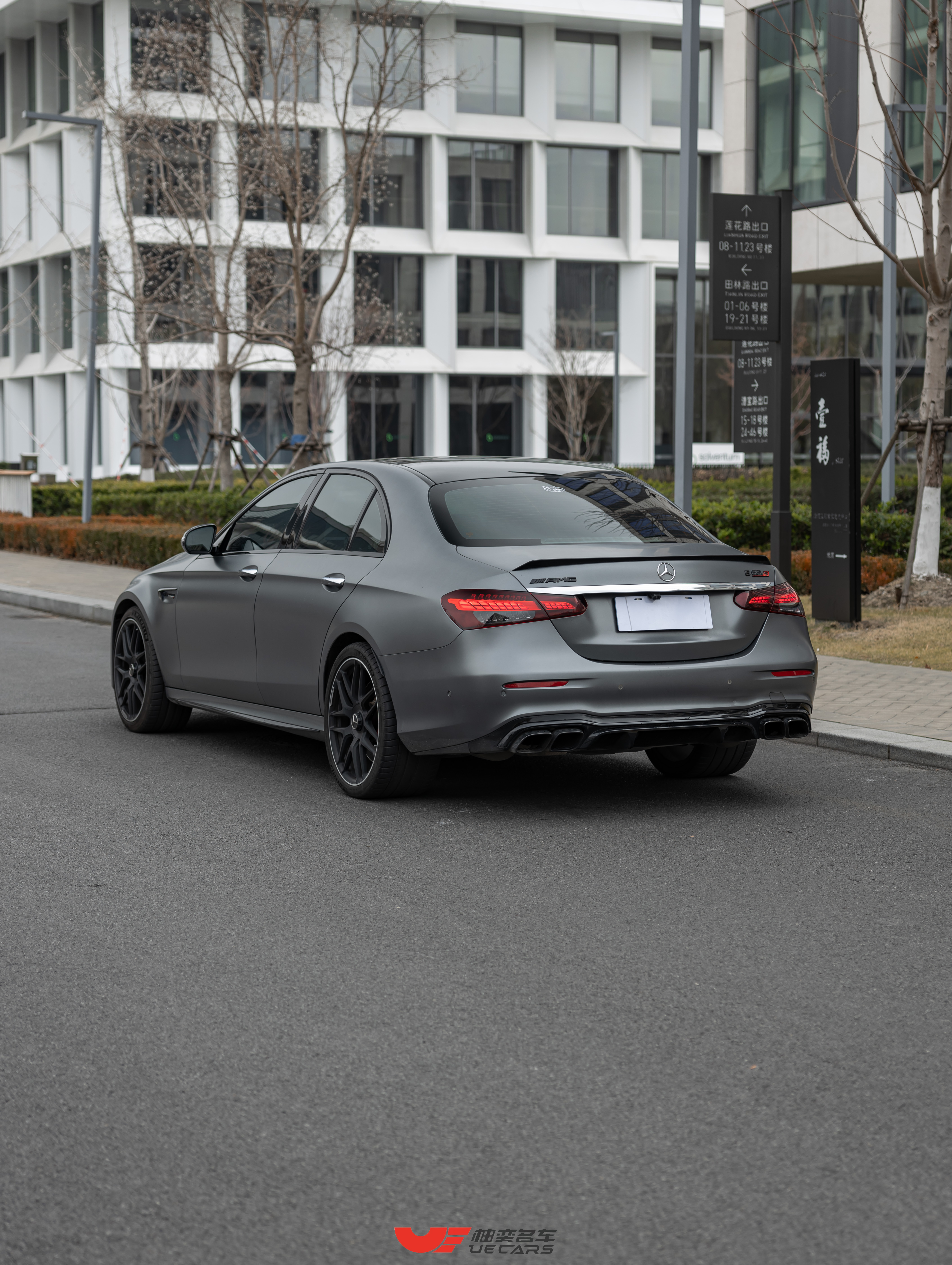 Mercedes-Benz E AMG 2021 صورة سيارة #6