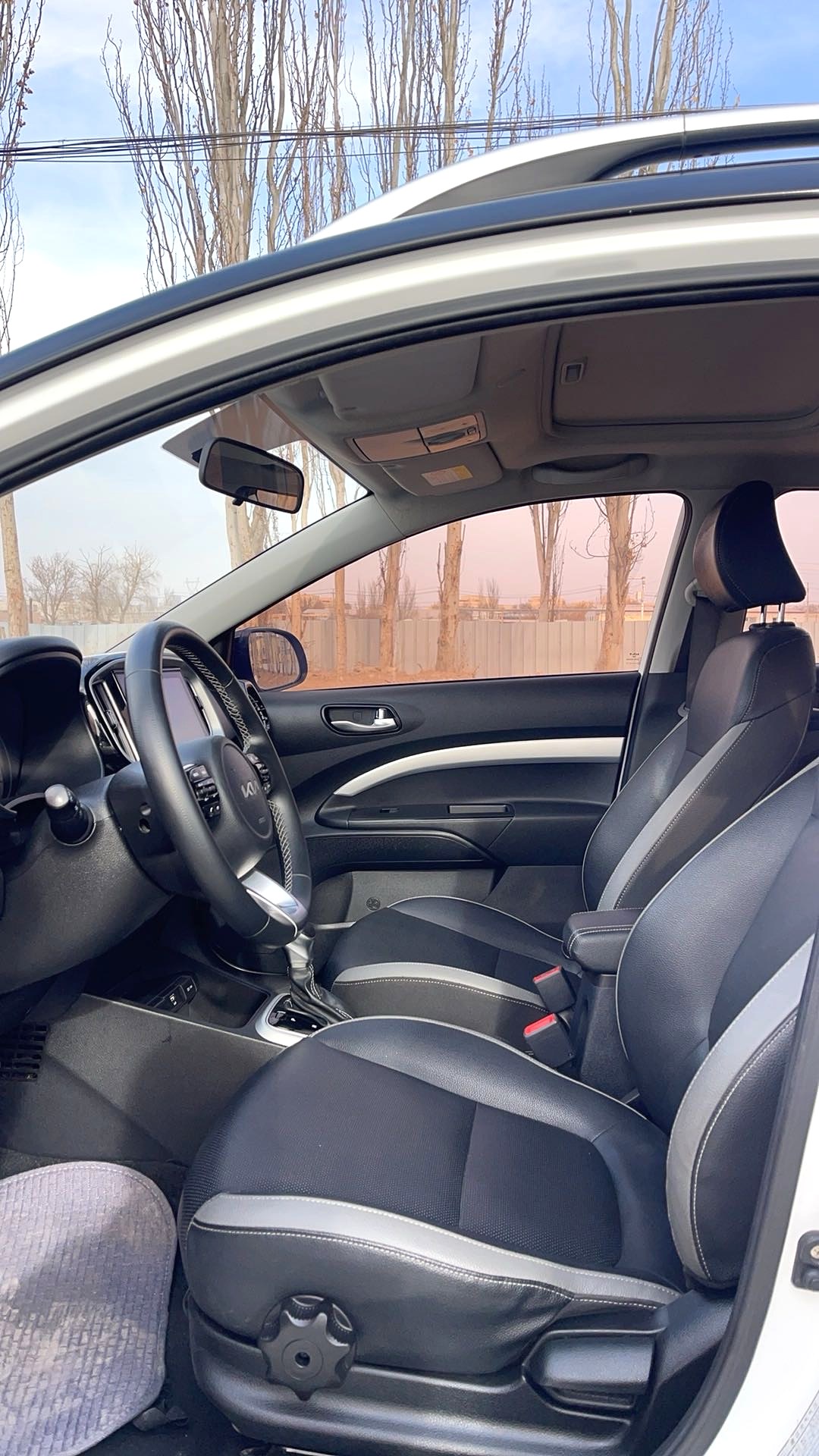 Kia KX1 2021 imagen de coche #6