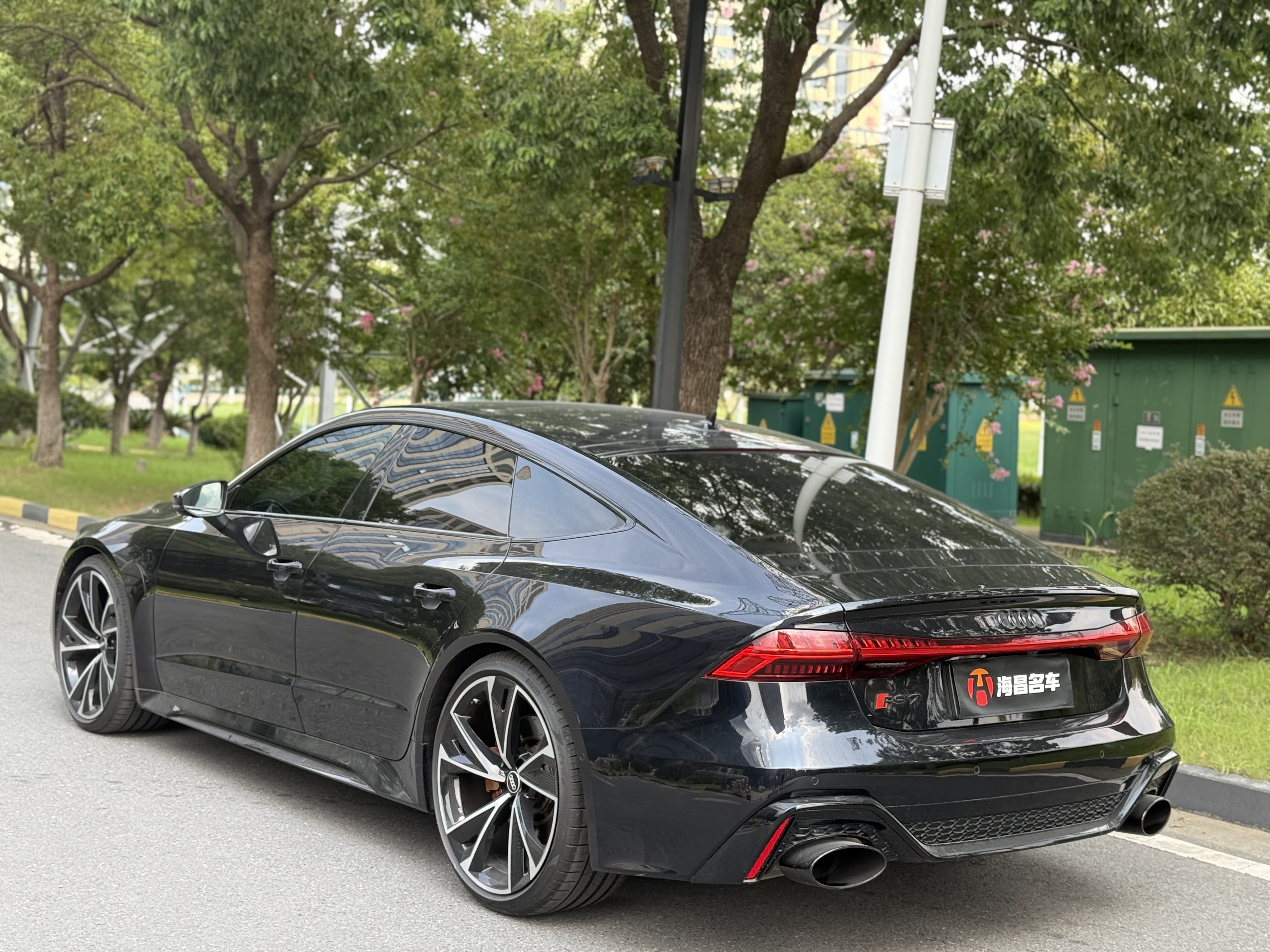 Audi RS 7 2021 car image #6