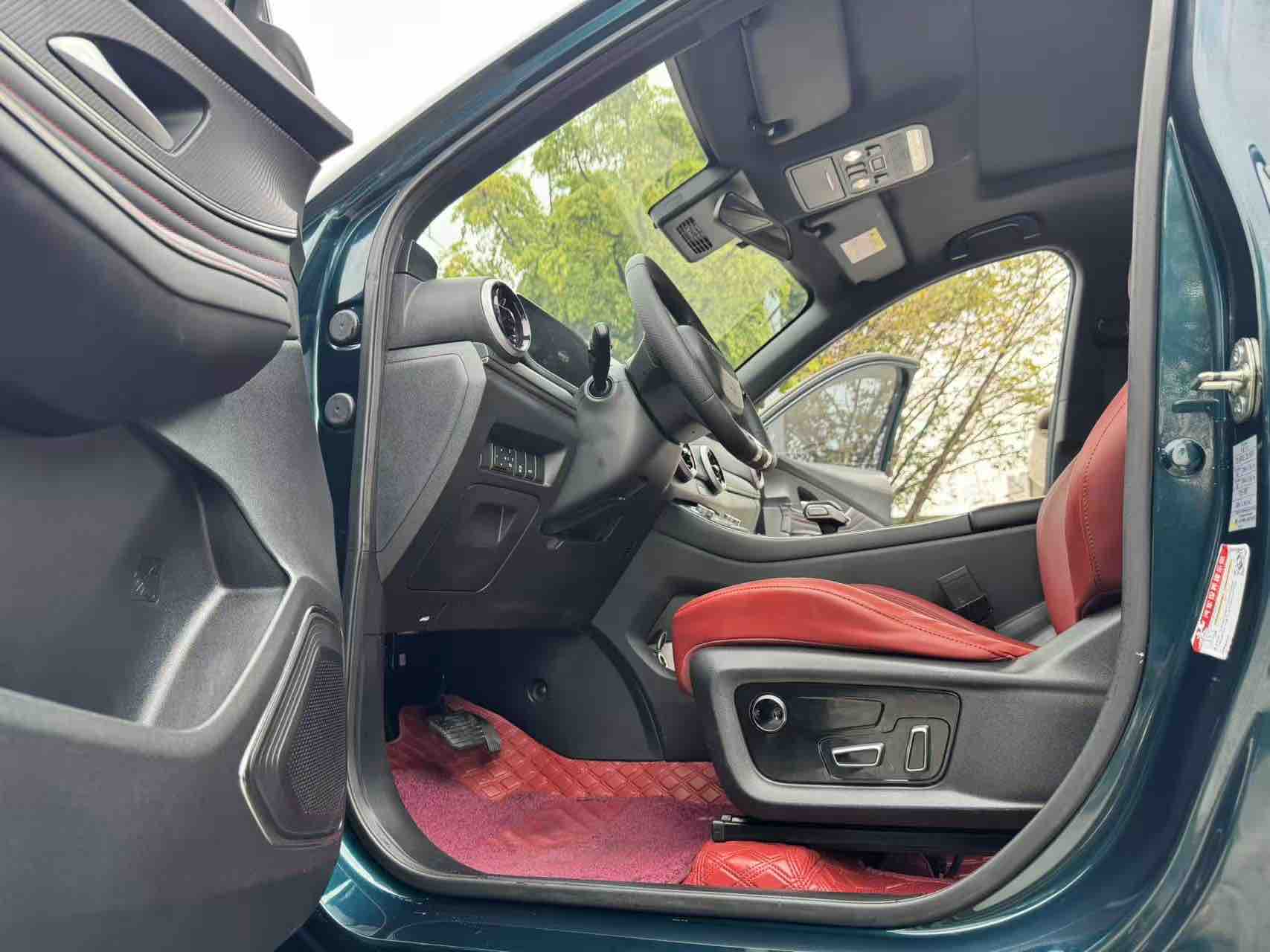 Forthing T5 EVO 2022 #6 Forthing T5 EVO 2022 car image #6