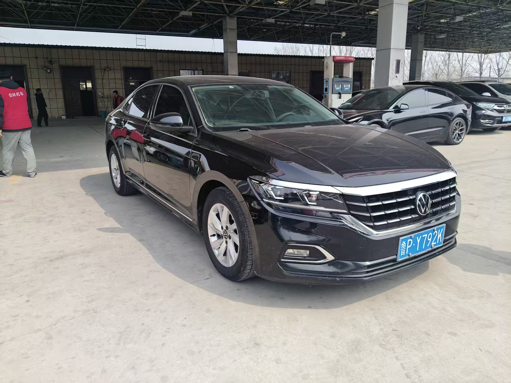 Volkswagen Passat 2023 car image #6