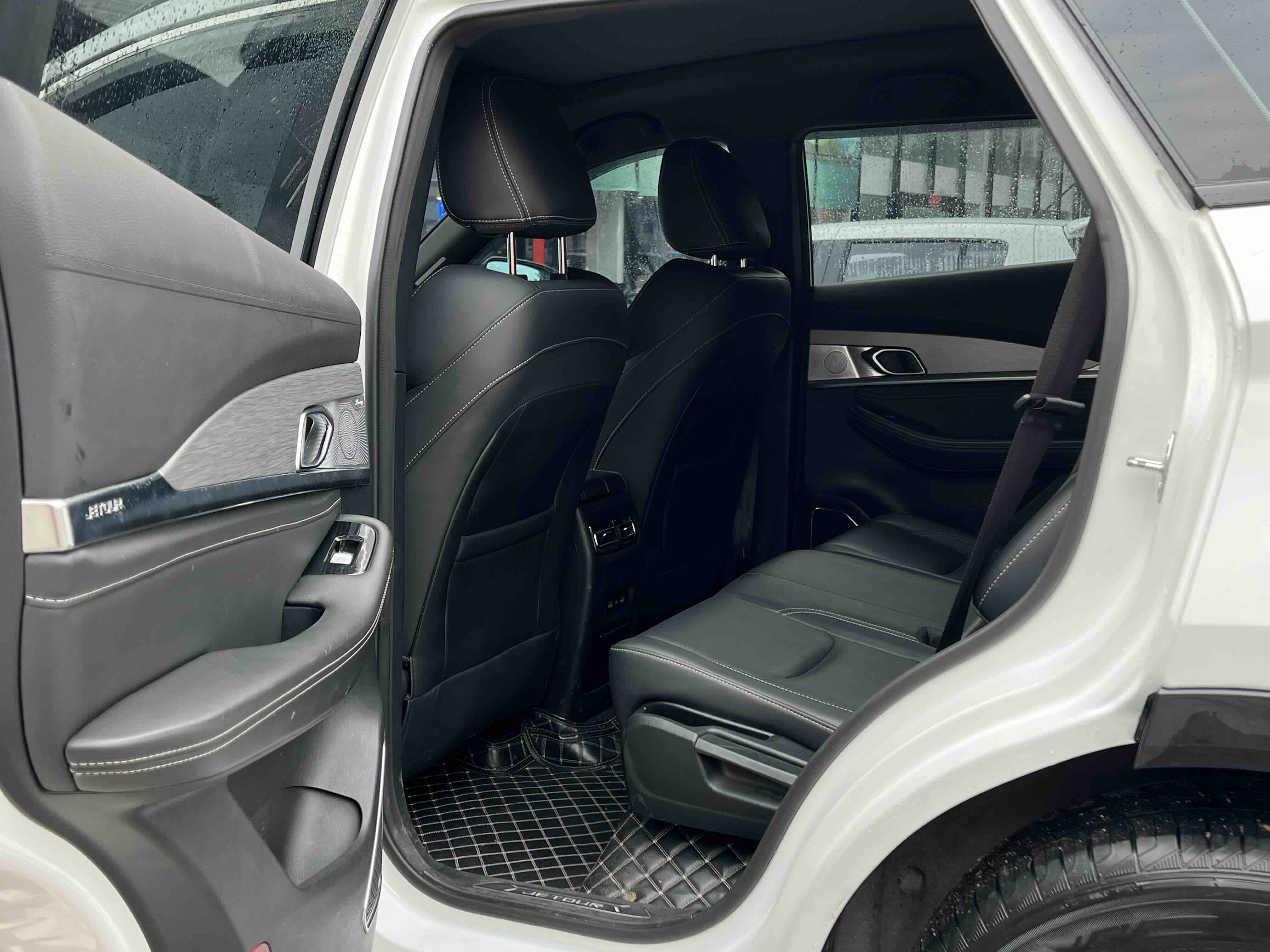 Jetour X70 2020 car image #6