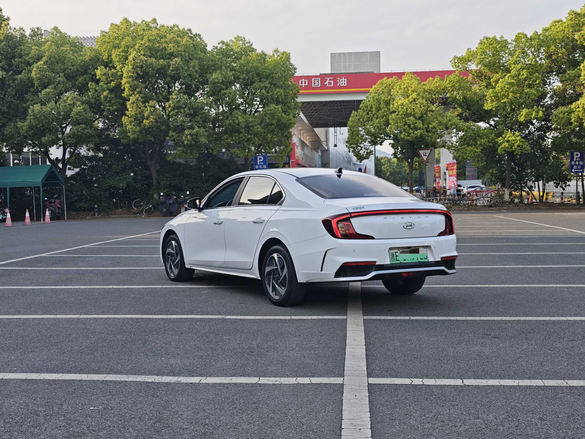 Hyundai Mistra New Energy 2023 #6 Hyundai Mistra New Energy 2023 car image #6