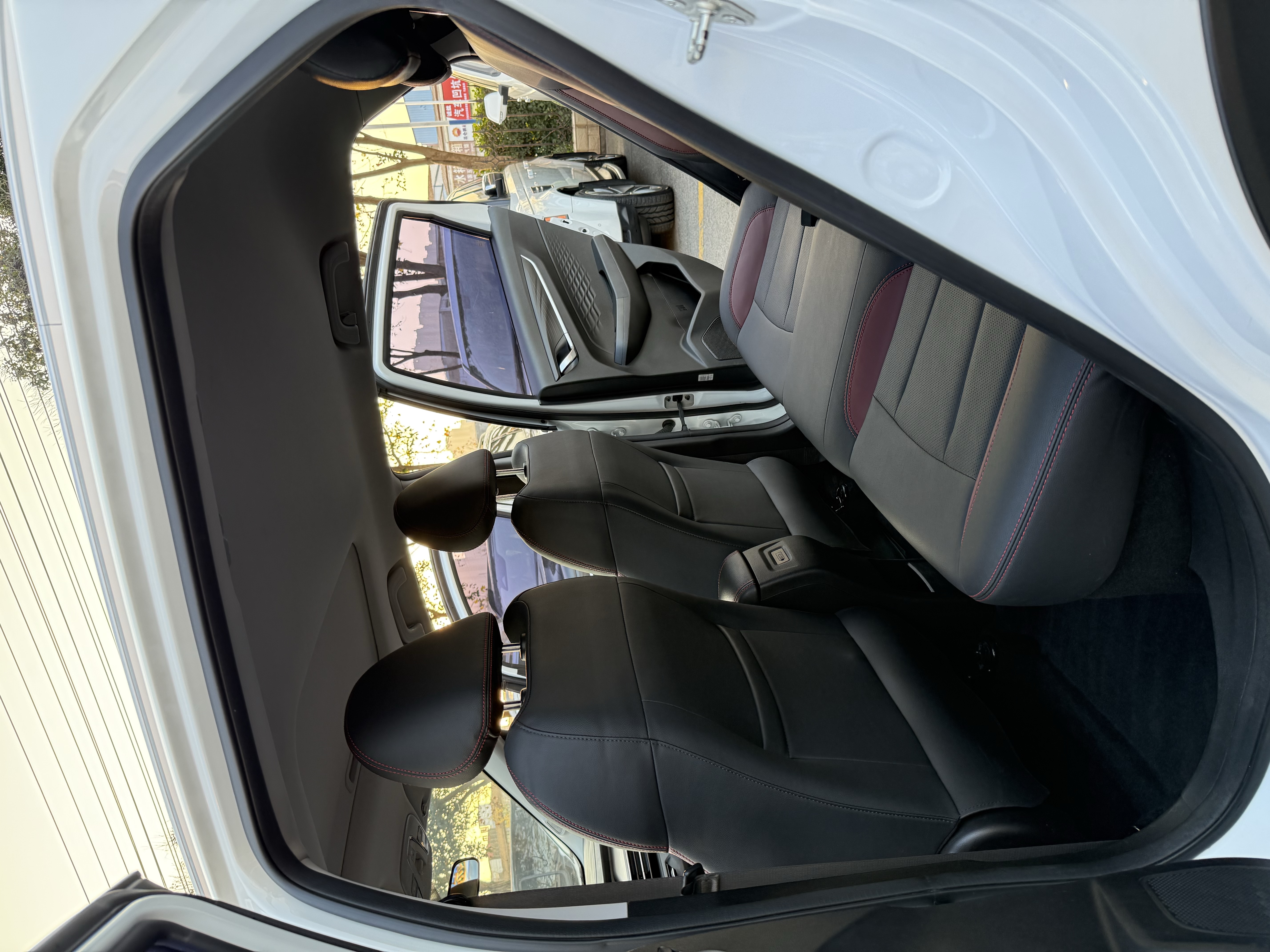 Vision X3 2021 immagine di auto #6