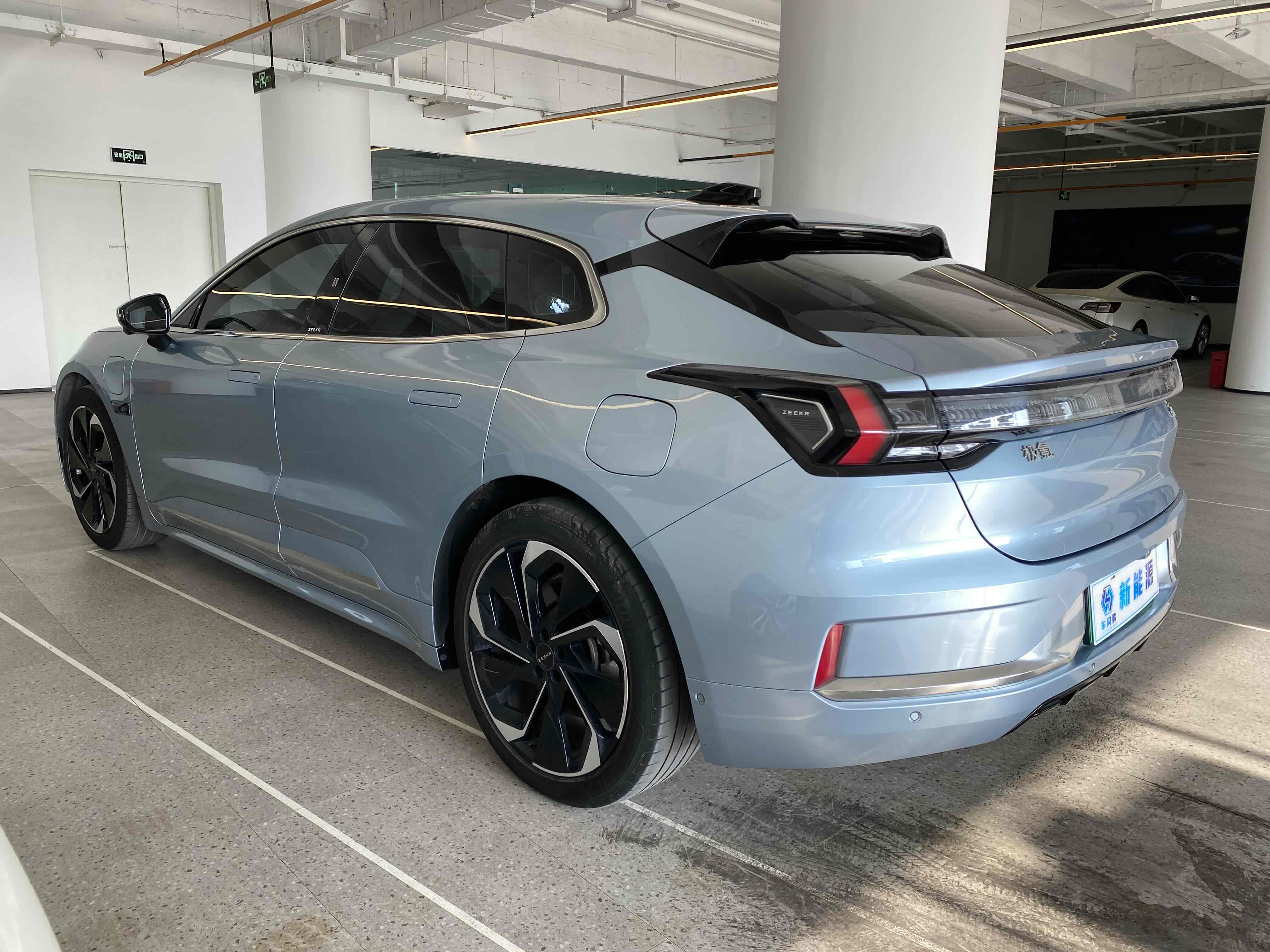 极氪 极氪001 2021 汽车图片 #6