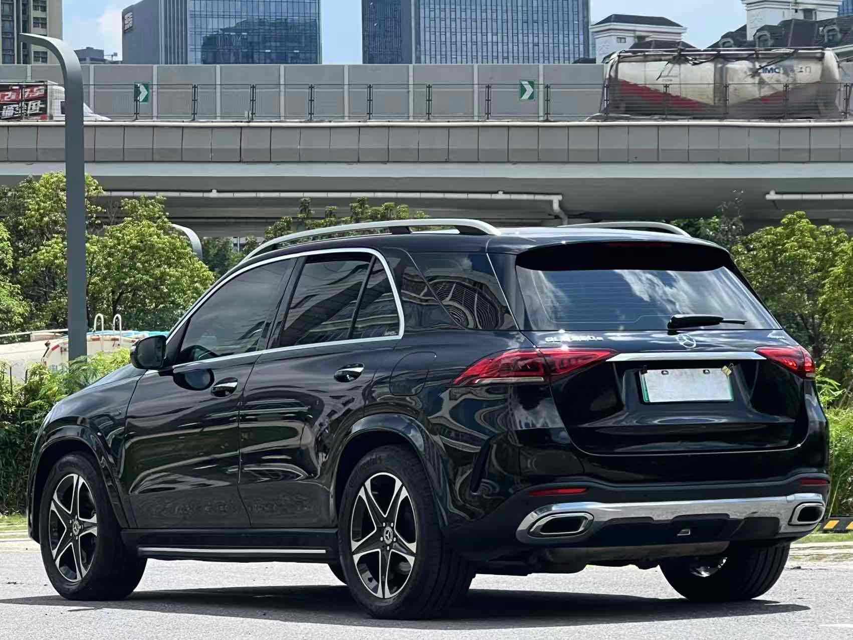 Mercedes-Benz GLE Class New Energy 2022 car image #6