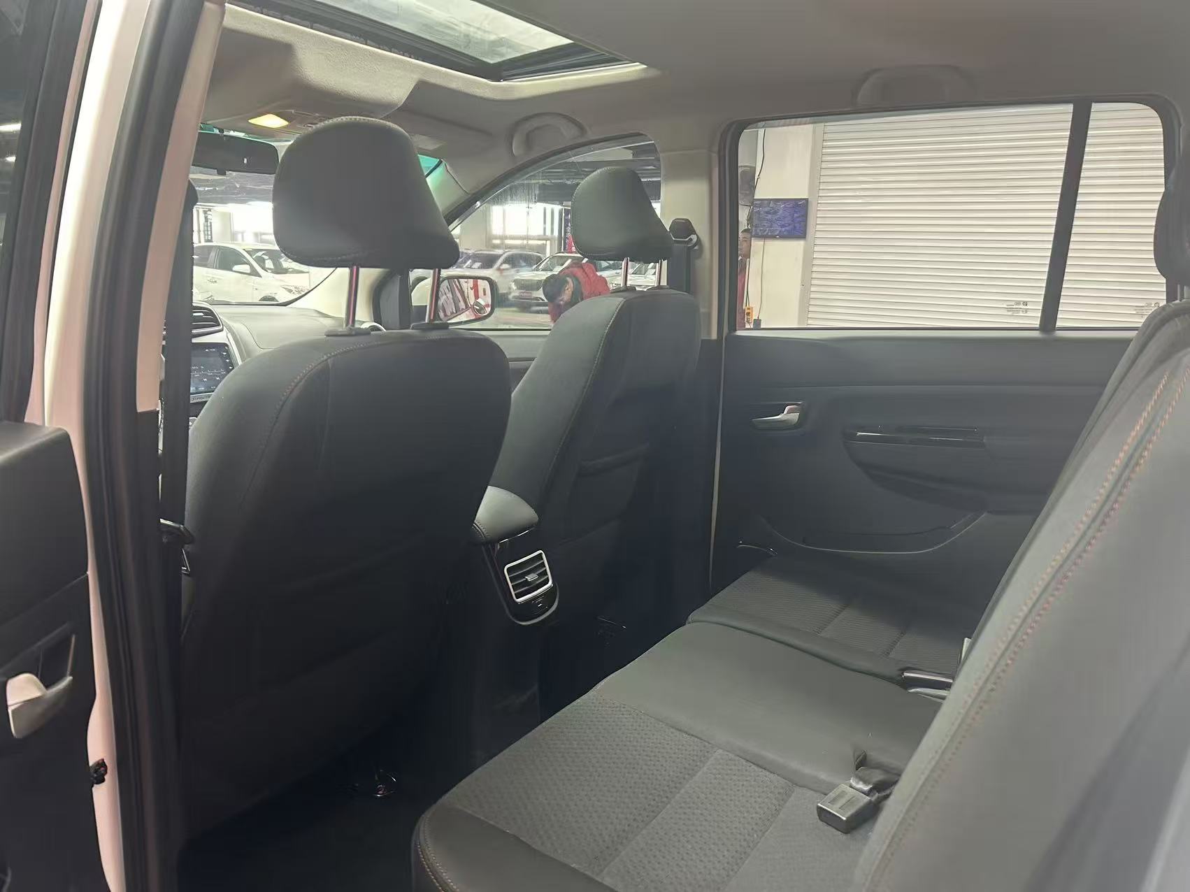 SWM斯威汽车 SWM斯威X3 2021 #6 SWM斯威汽车 SWM斯威X3 2021 汽车图片 #6